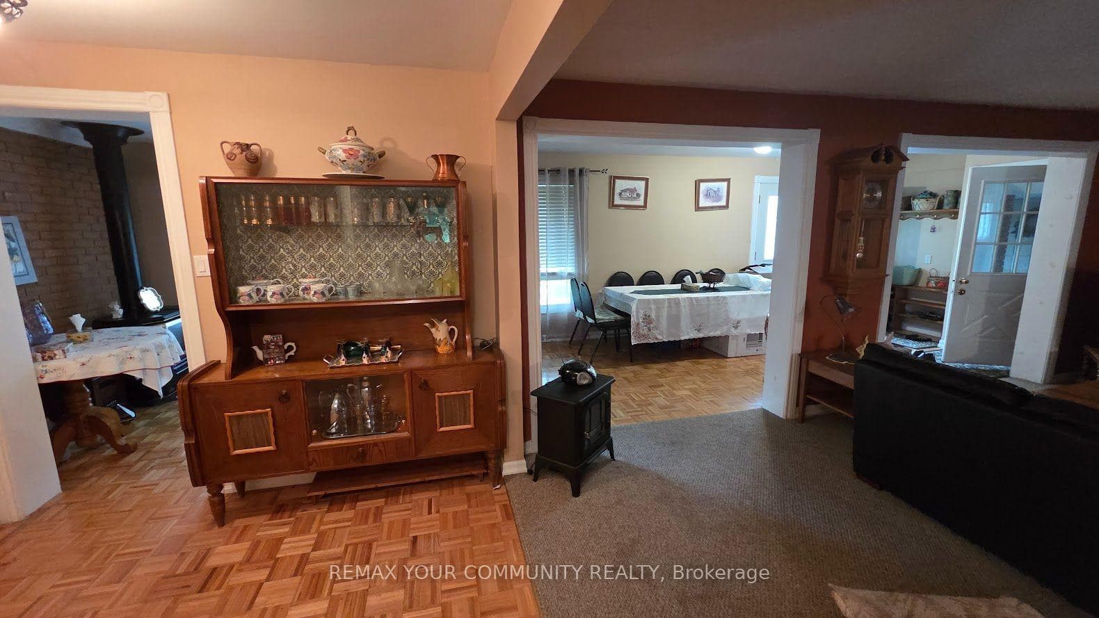 Livint Room To Sun Room
