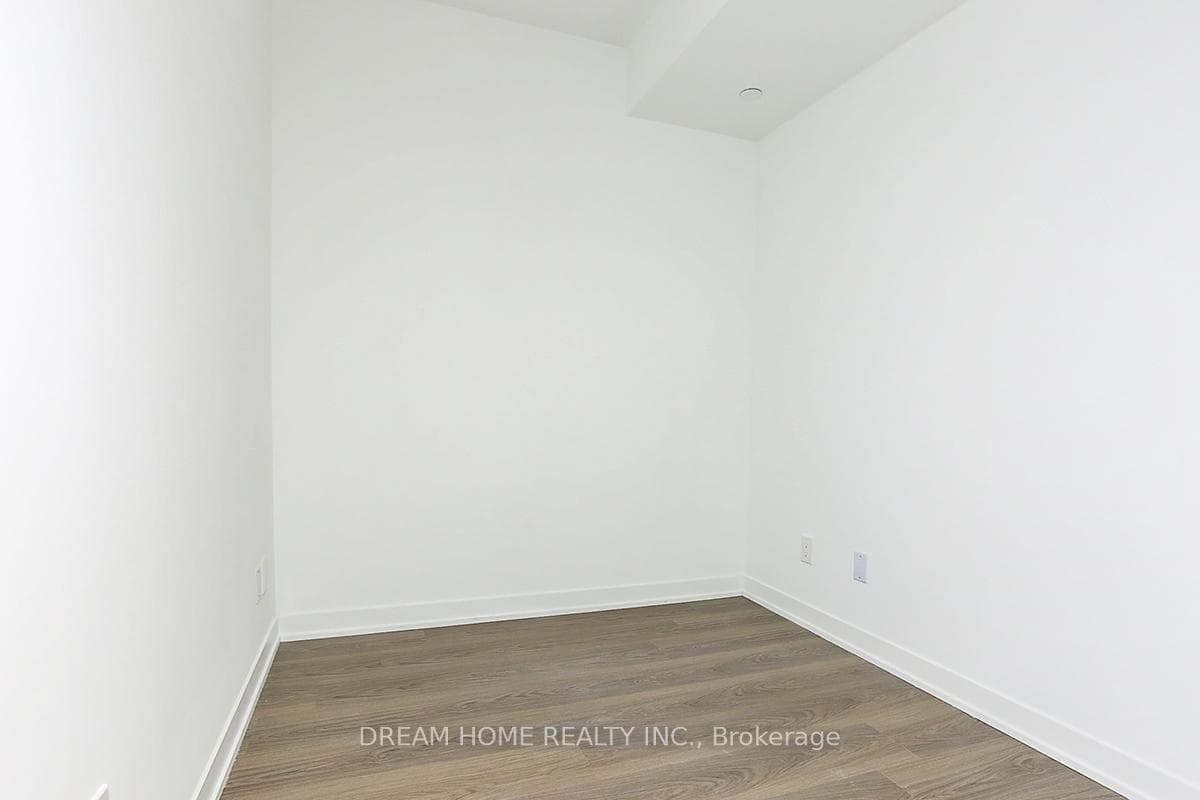 319 jarvis Street Unit 1116 photo 6