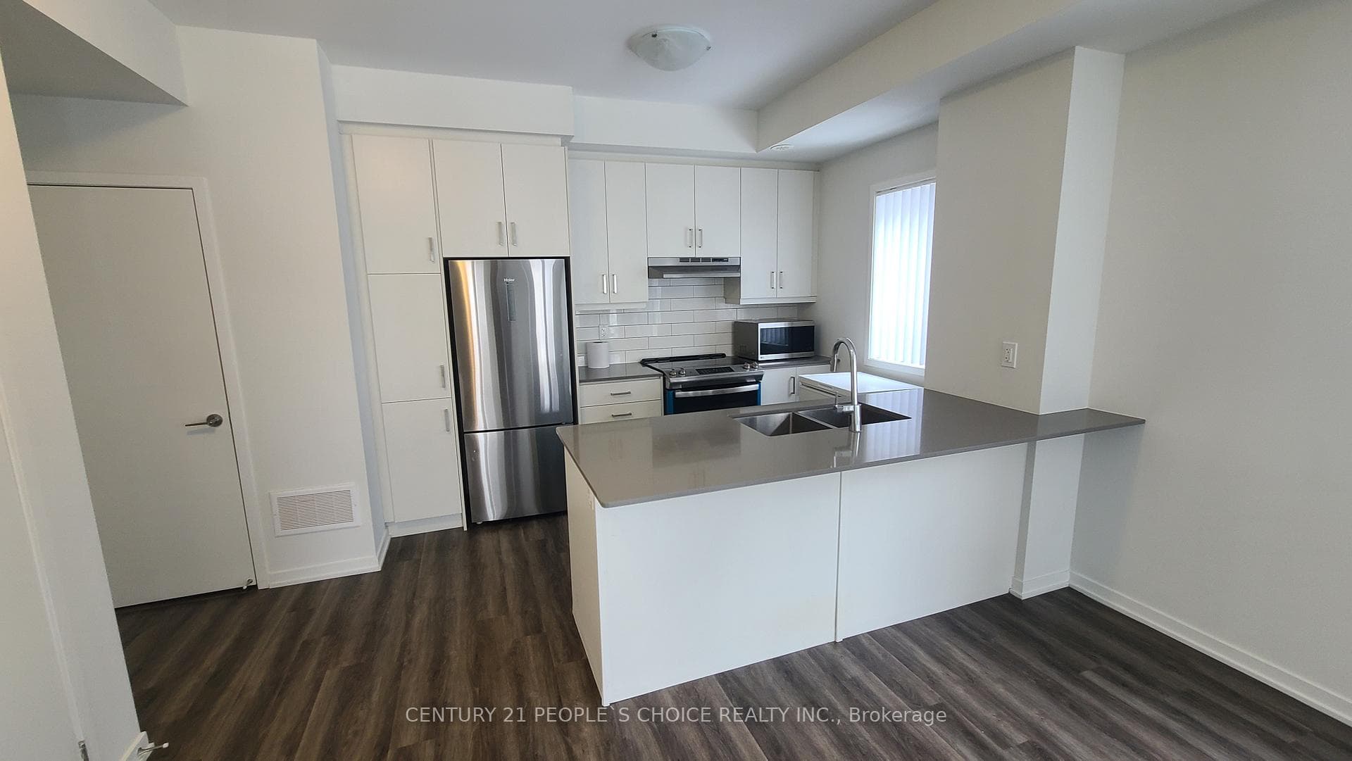 151 Honeycrisp Crescent Unit 183 photo 22