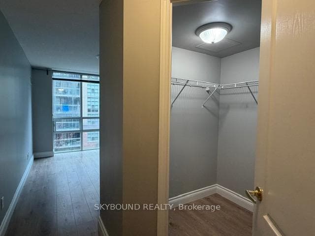 18 Stafford Street Unit 416 photo 10