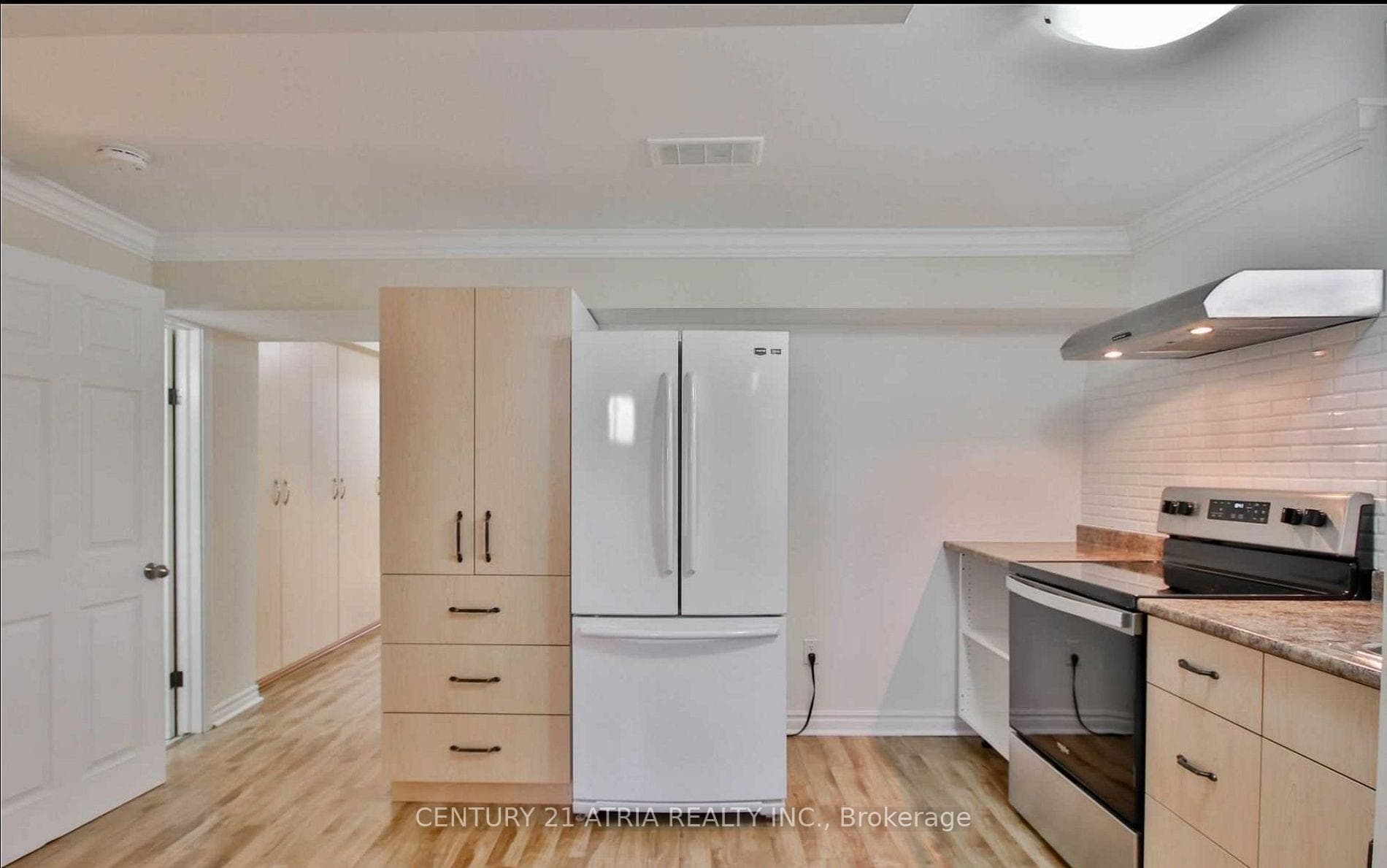 243 Harrygan Crescent photo 6