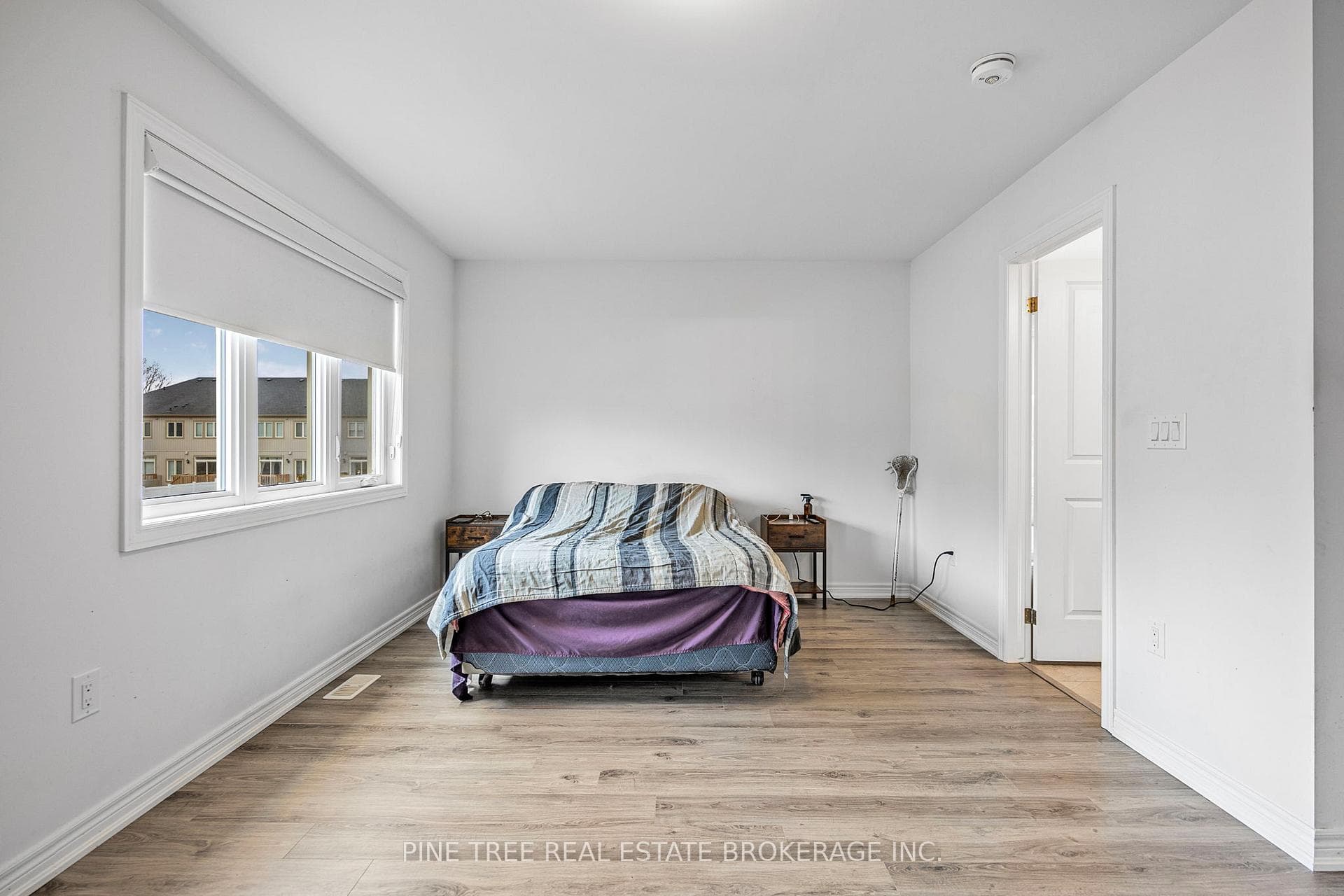 324 East Street photo 25