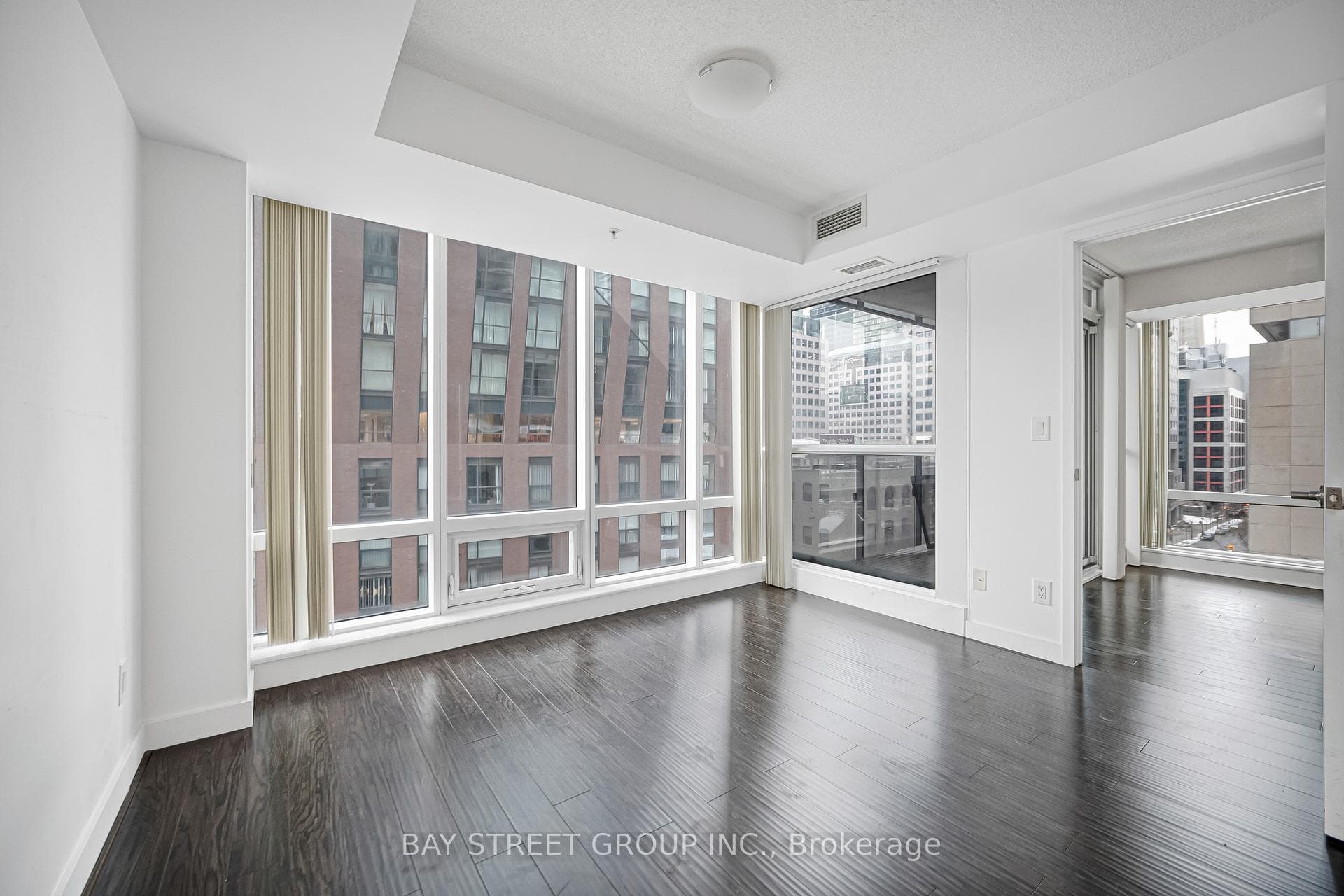 295 Adelaide Street Unit 708 photo 38