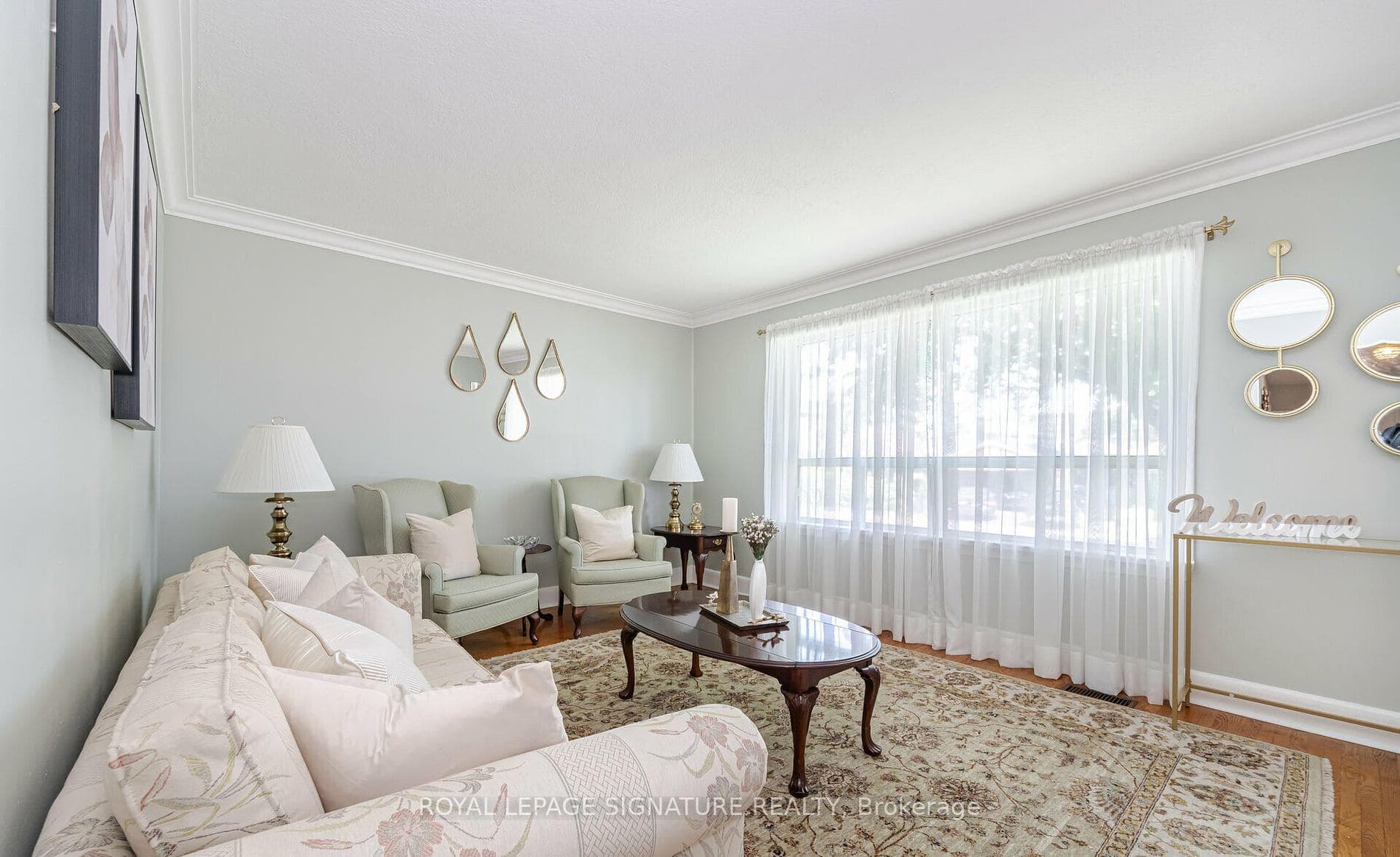 37 Feltham Avenue photo 8