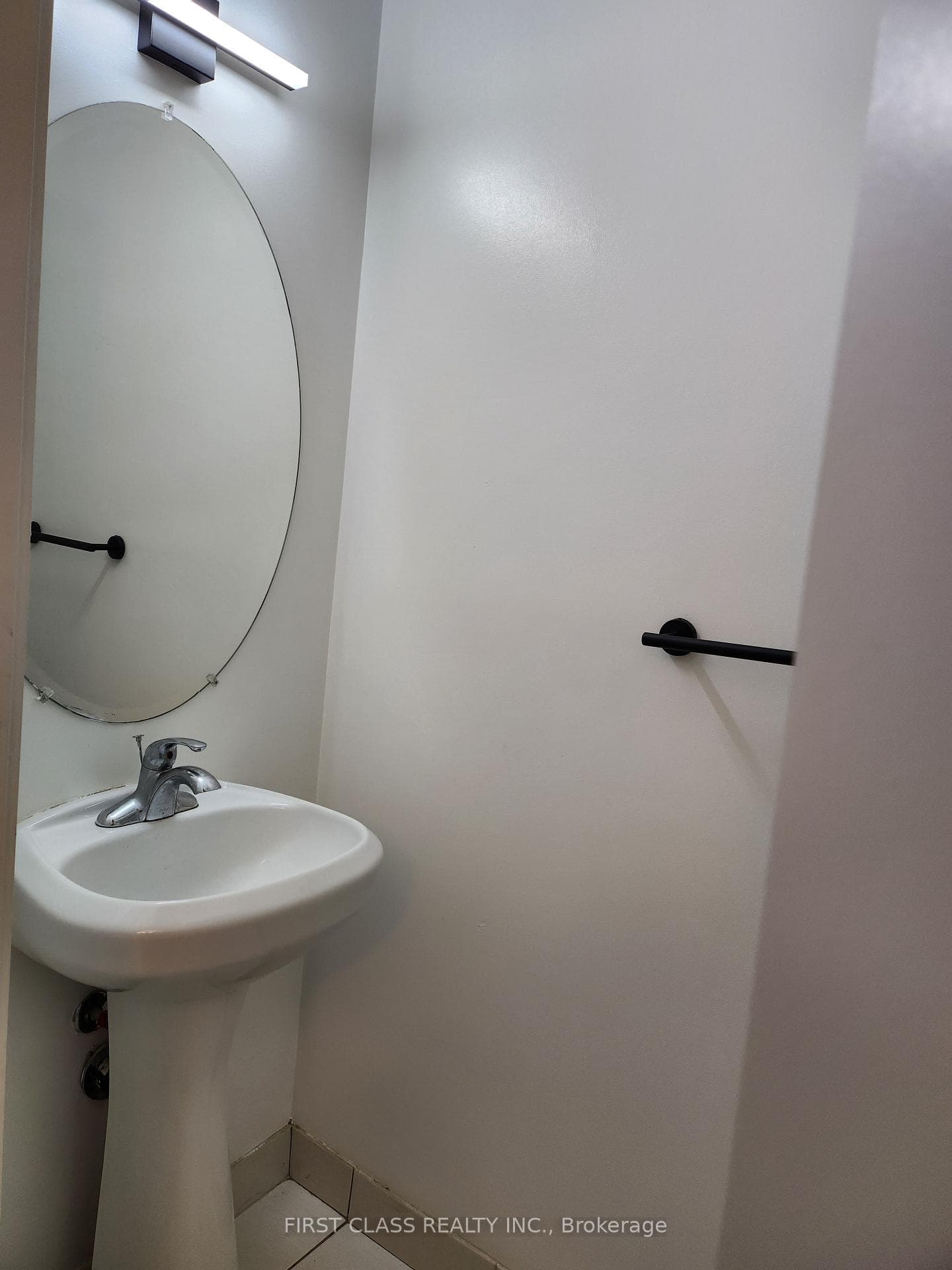 295 Village Green Square Unit 56 photo 27