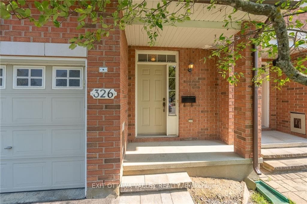 326 BERRIGAN Drive photo 2