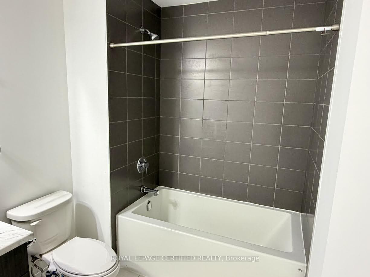 40 Lexington Avenue photo 28
