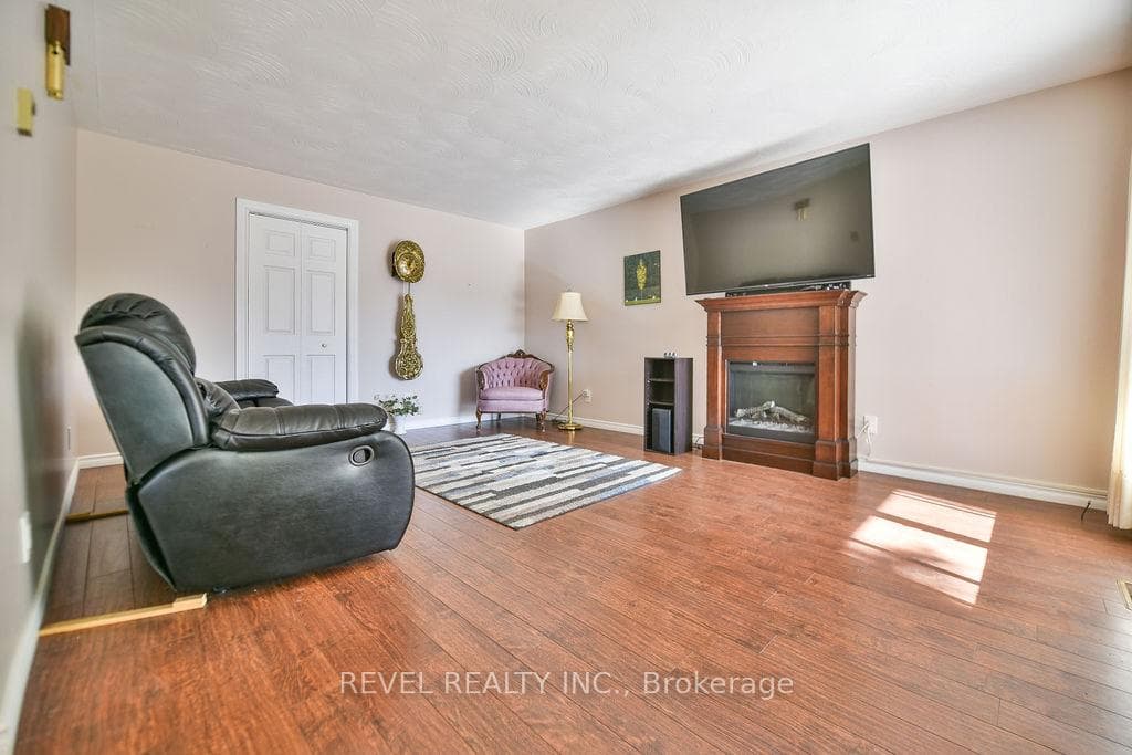 459 Pine Street photo 14