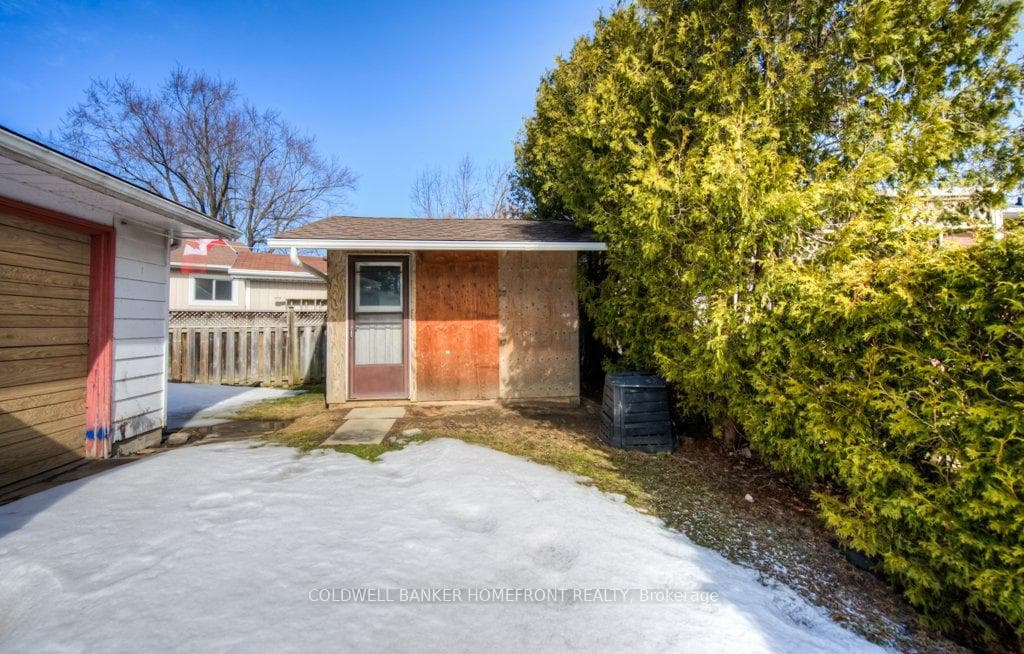 14 Montour Place photo 36