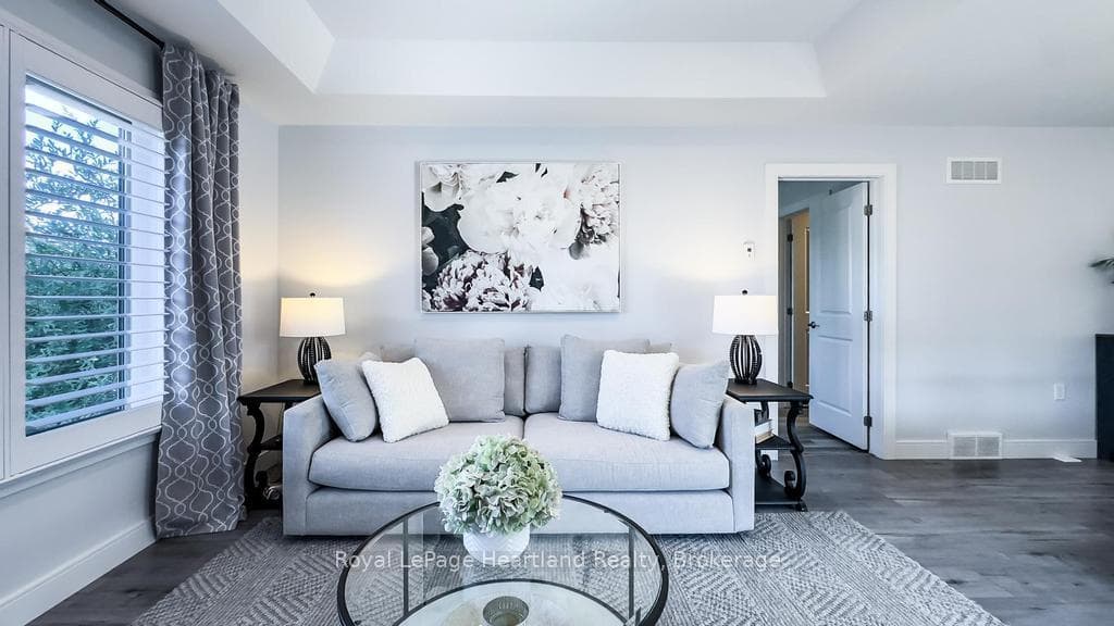 14 BLUE Boulevard photo 21