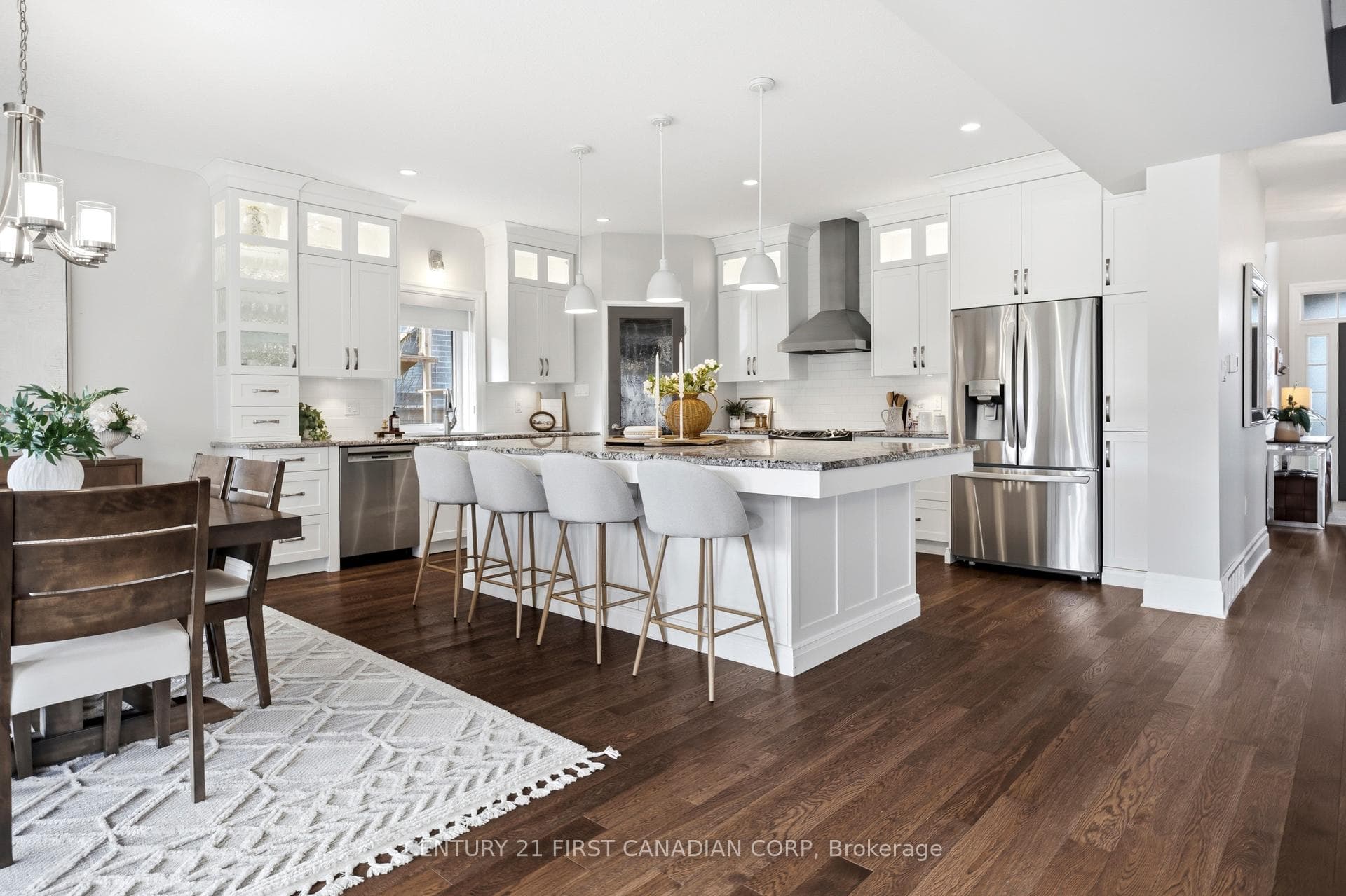 1066 Riverbend Road photo 14