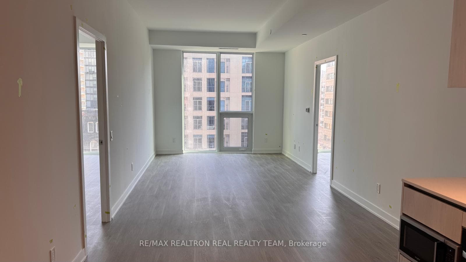 8 Wellesley Street Unit 607 photo 7