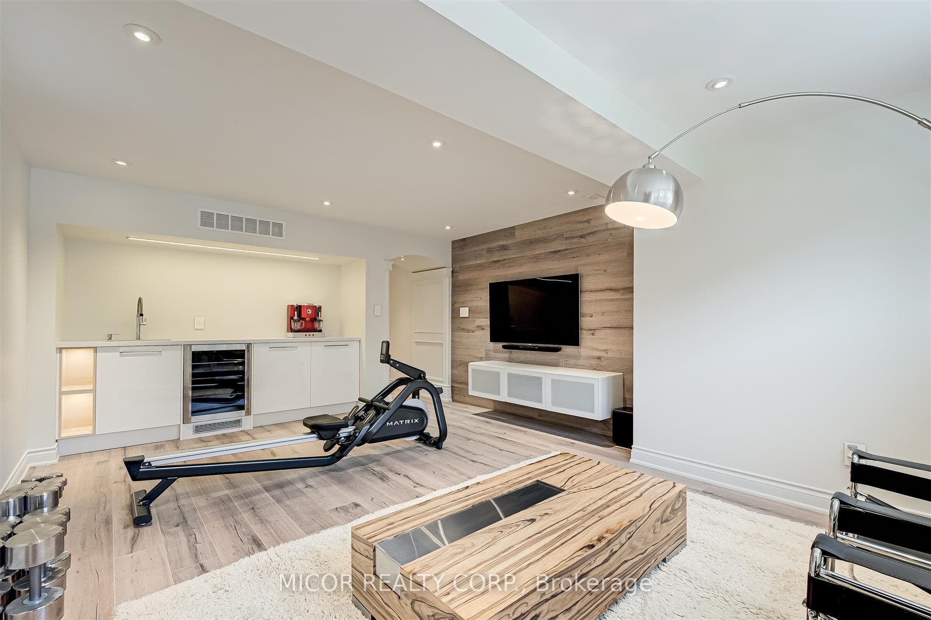 35 Stanton Avenue photo 33