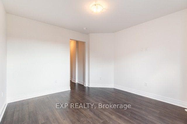 2420 Baronwood Drive Unit 14-03 photo 12
