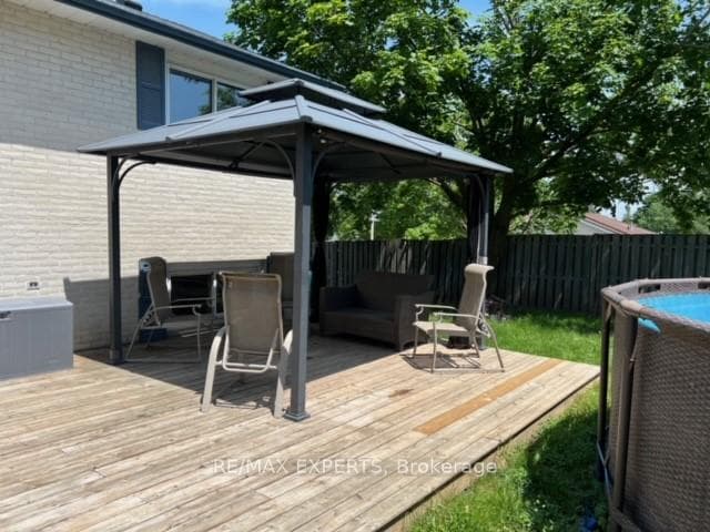 776 Gladstone Drive photo 38