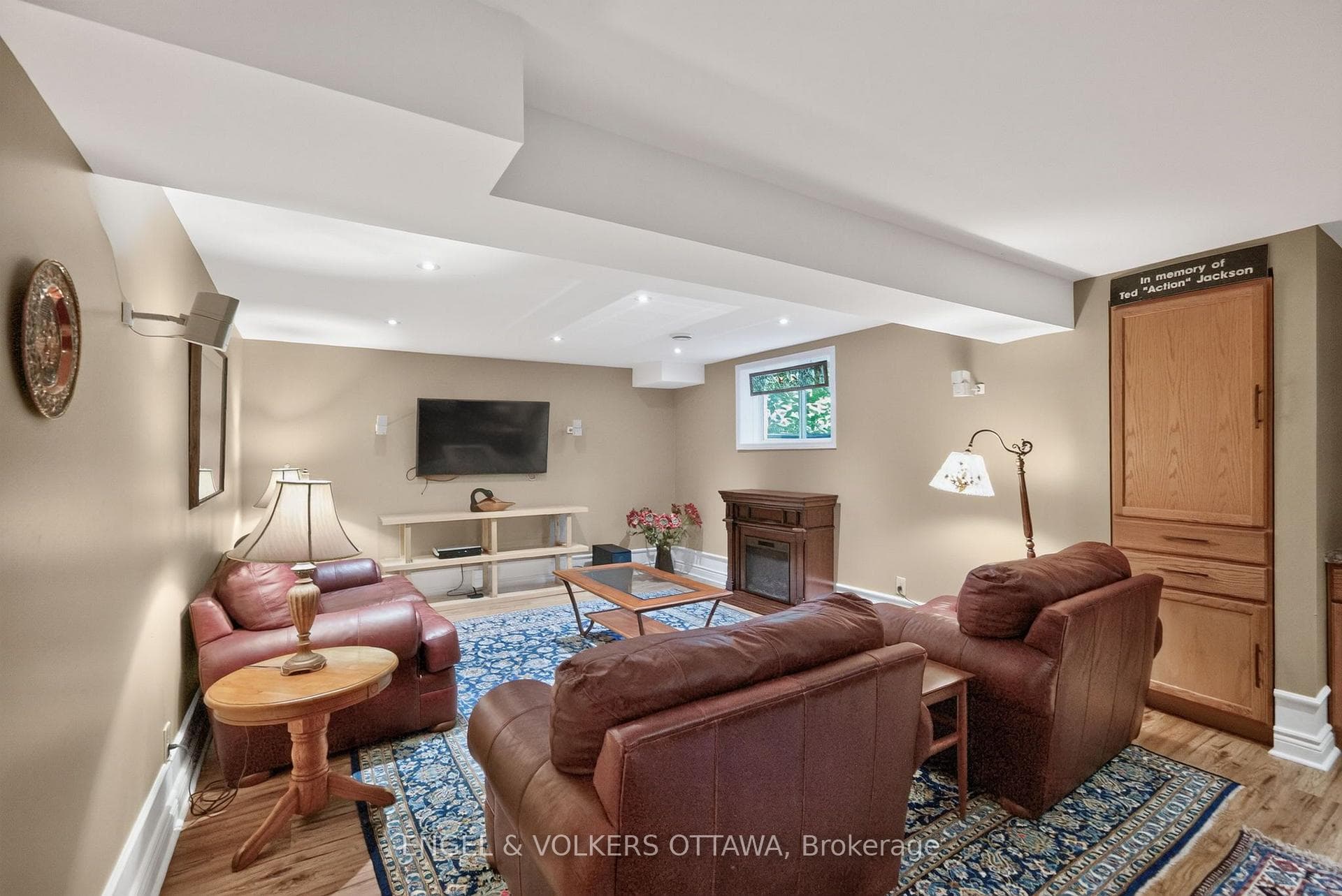 106 Equinelle Drive photo 30