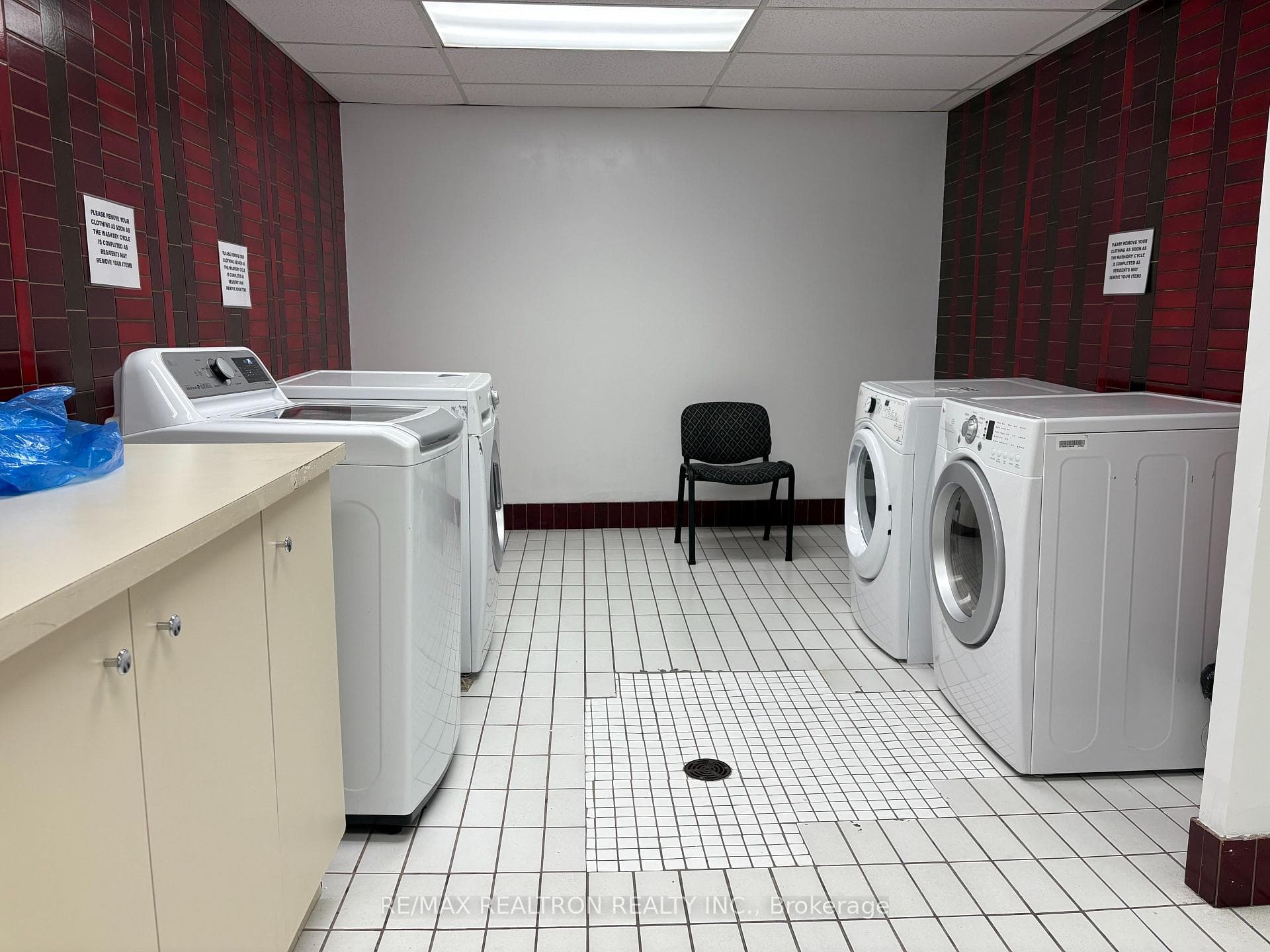 260 Heath Street Unit 404 photo 35