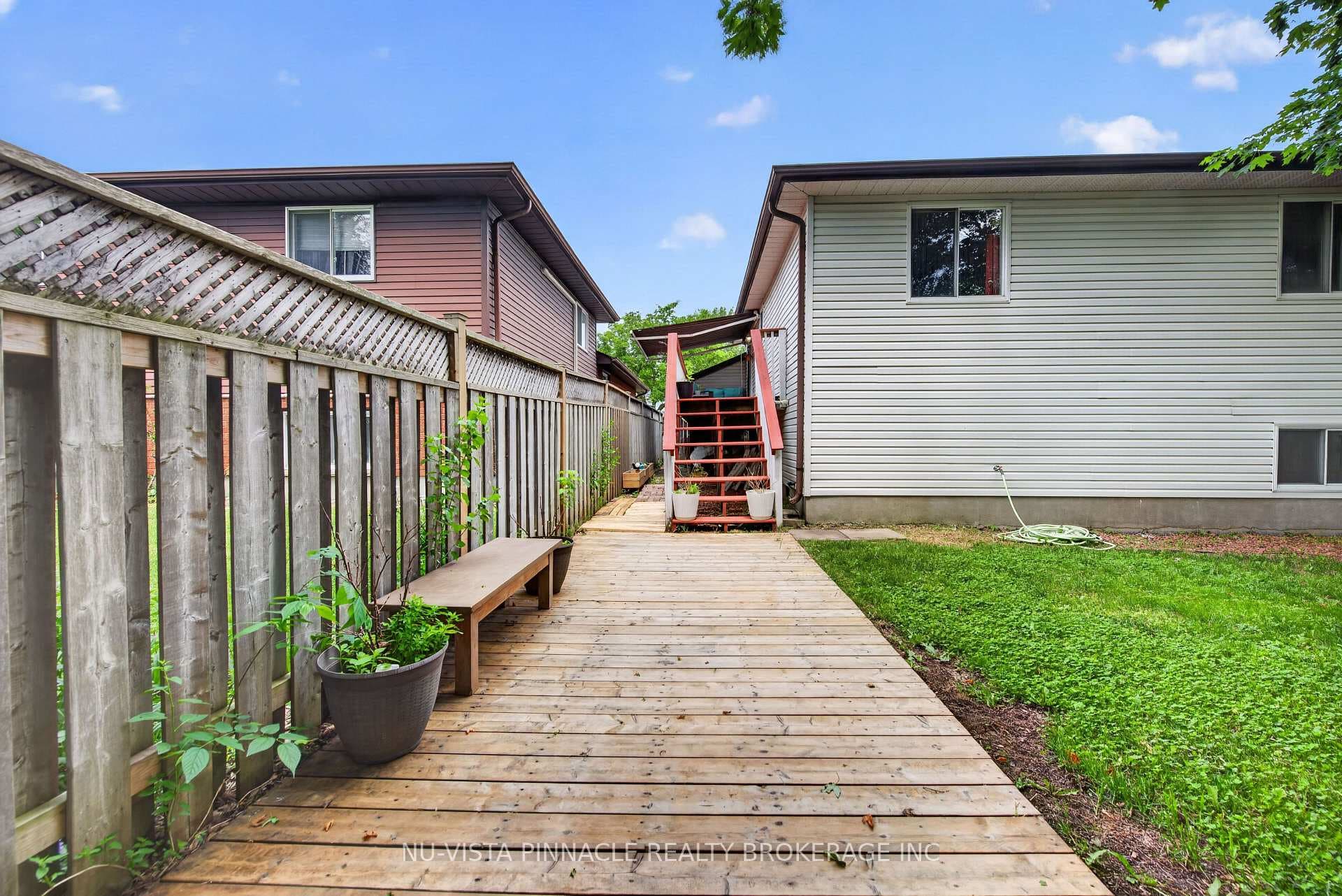 35 Joliet Street photo 36