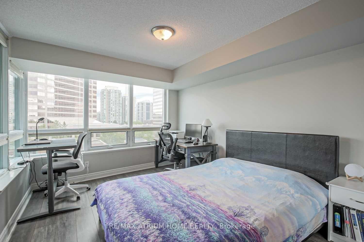 25 Greenview Avenue Unit 621 photo 17