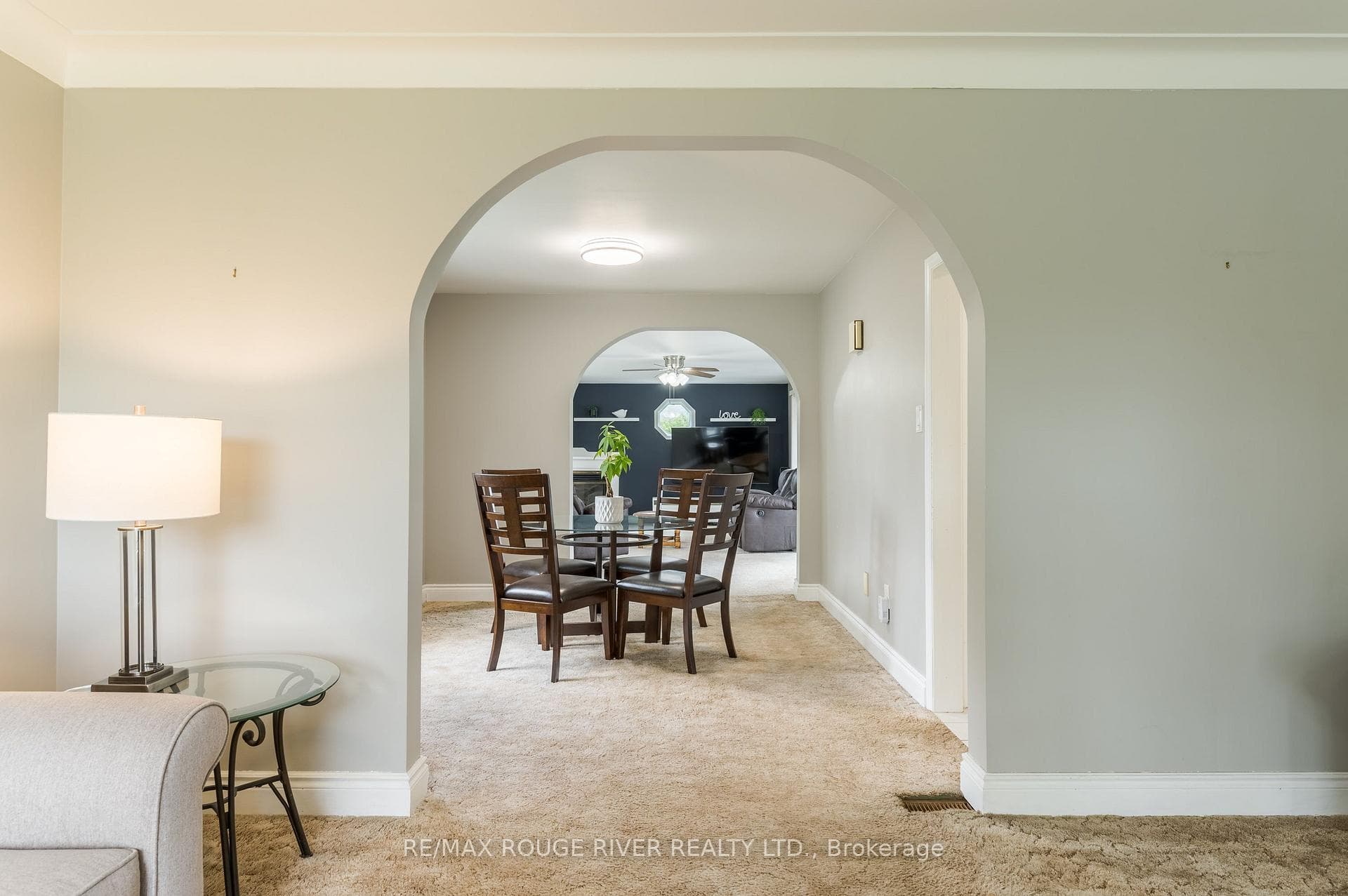 36 Kawartha Drive photo 19