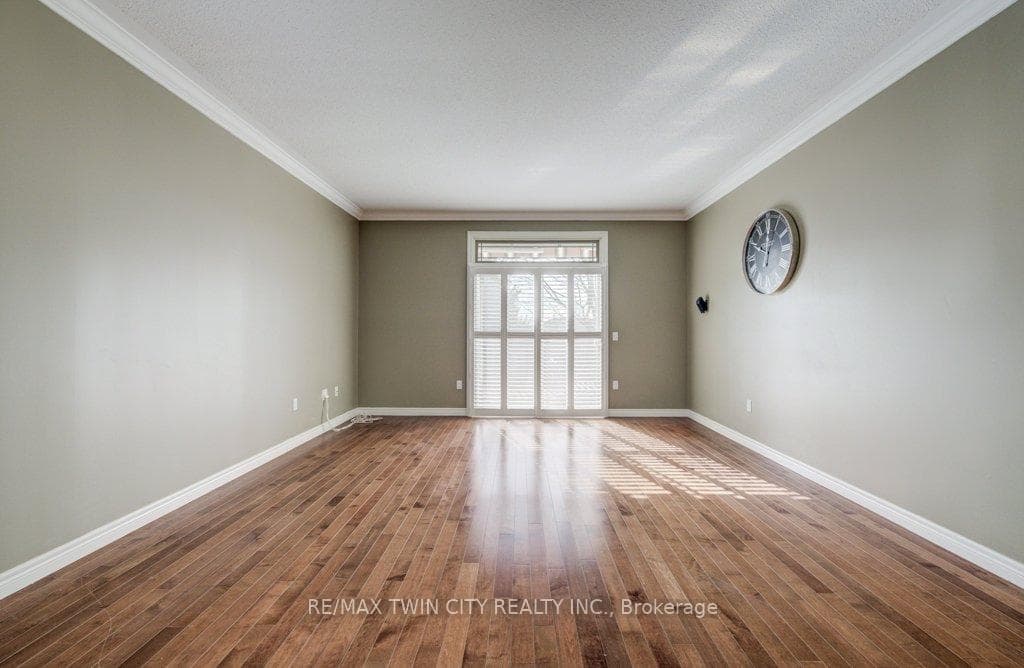 20 Isherwood Avenue Unit 17 photo 11