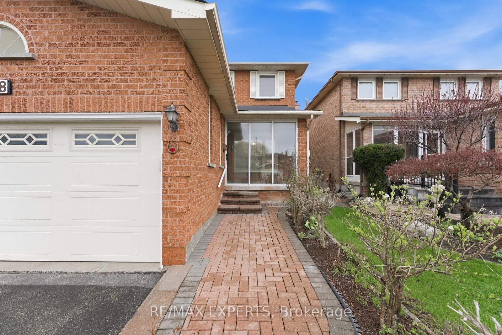 128 Kaiser Drive photo 3