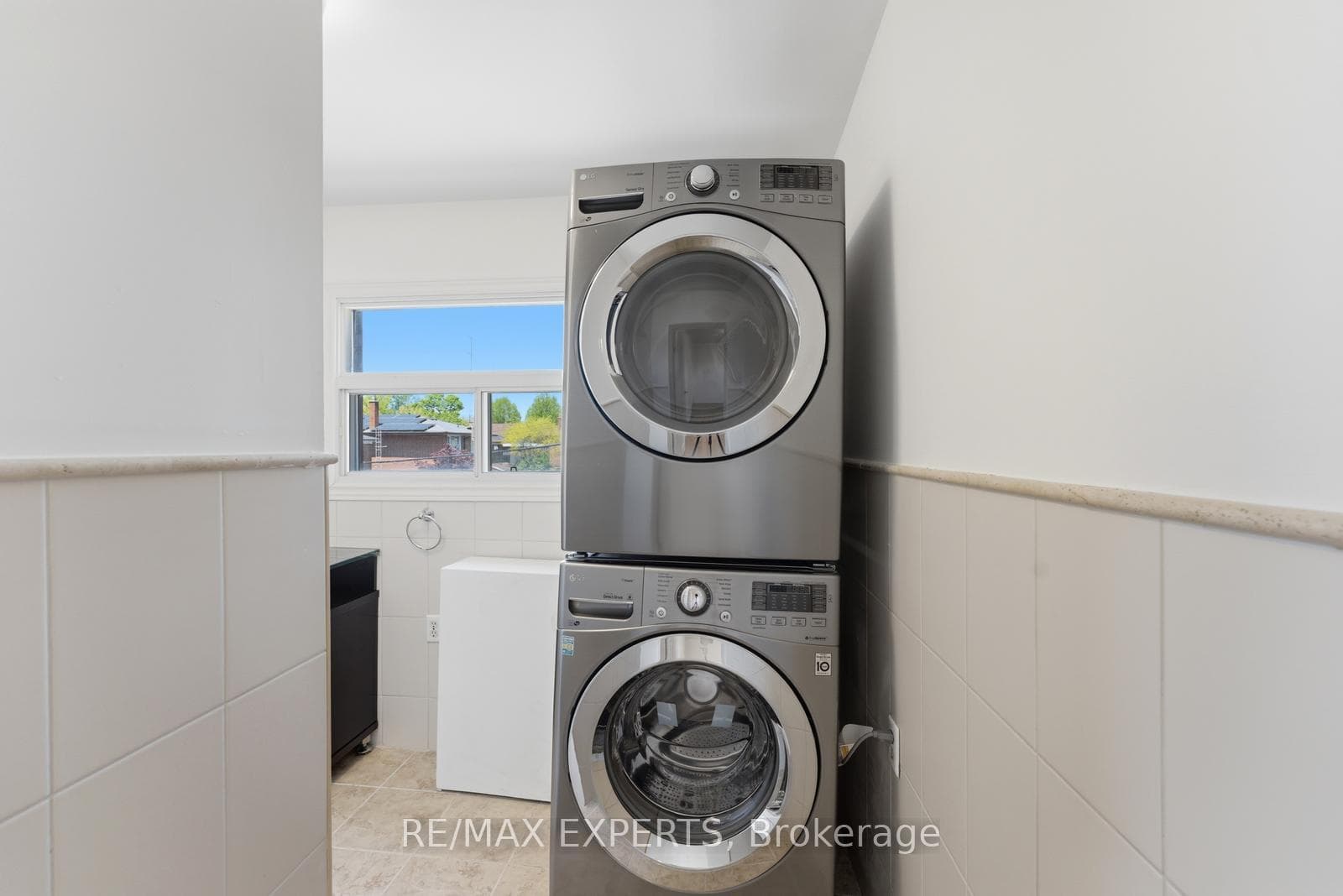 148 Ascot Avenue photo 24