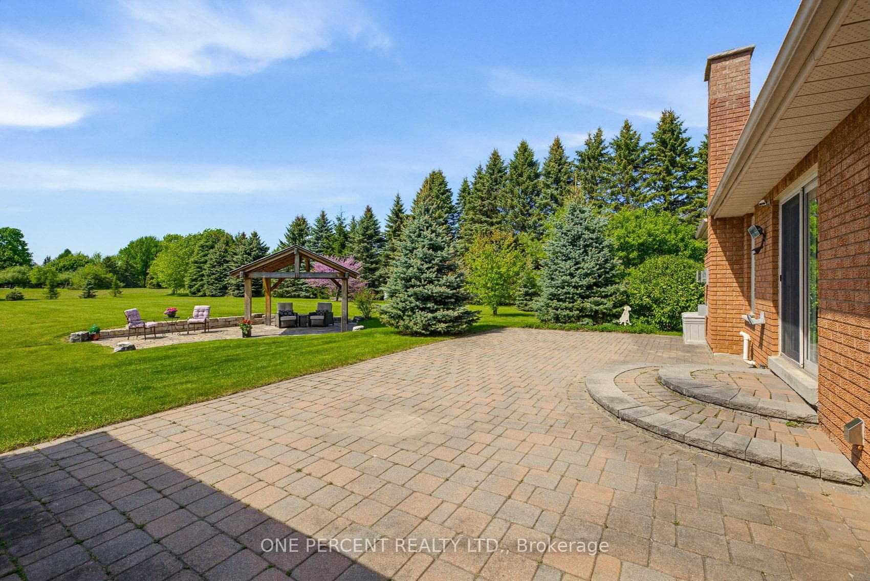 10 Cranston Drive photo 36