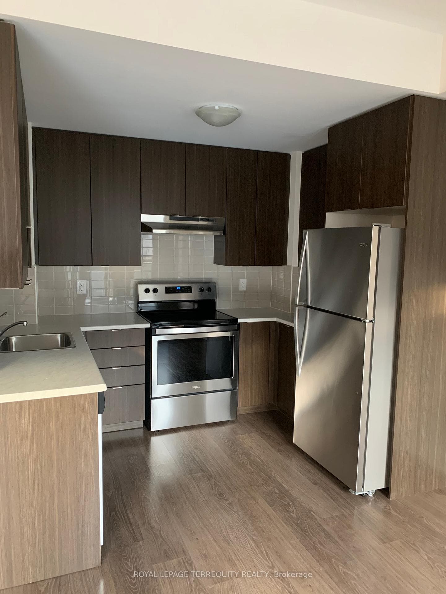 60 Orchid Place Drive Unit 18 photo 5