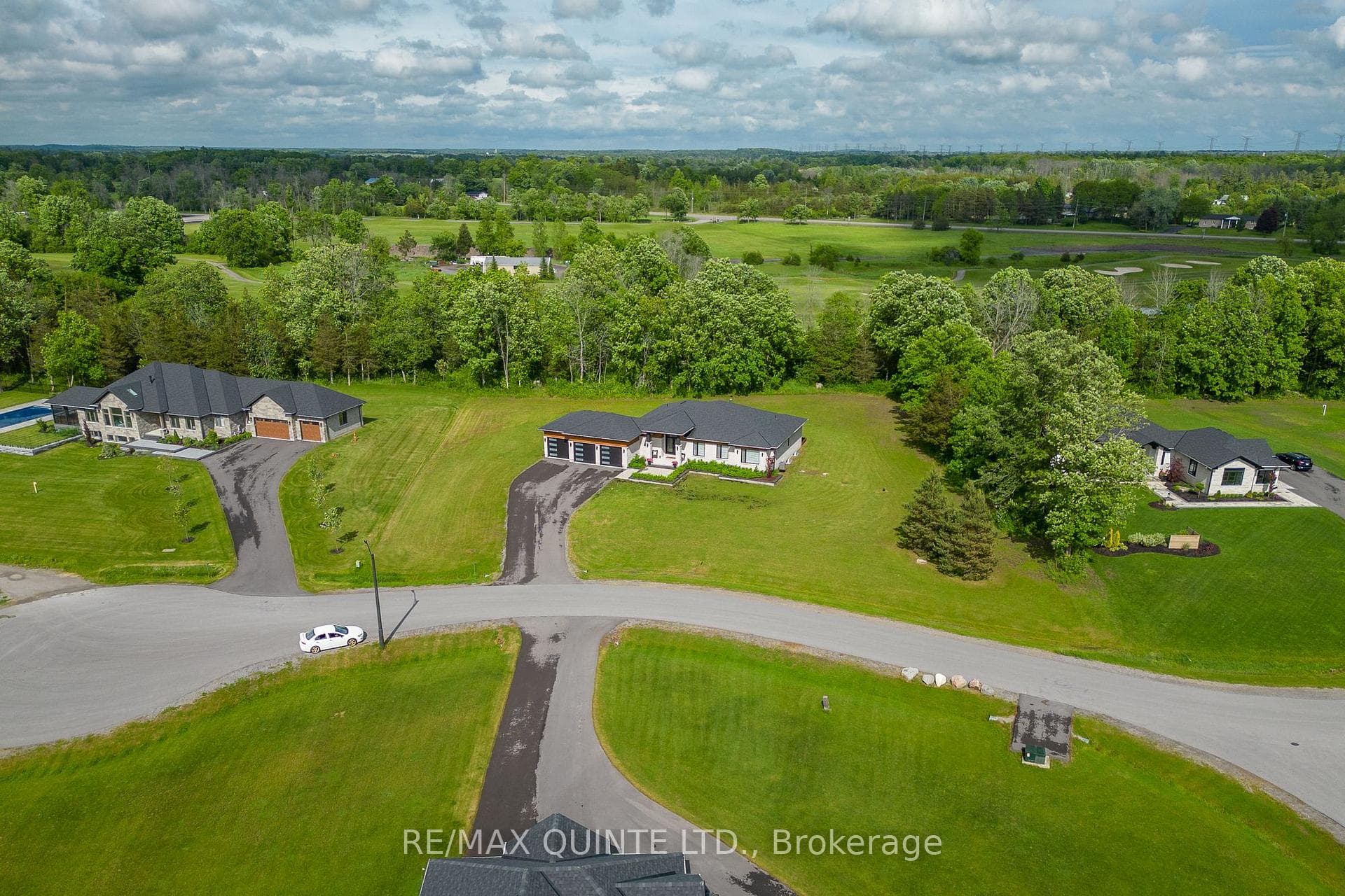 665 Harmony Road Unit 17 photo 9