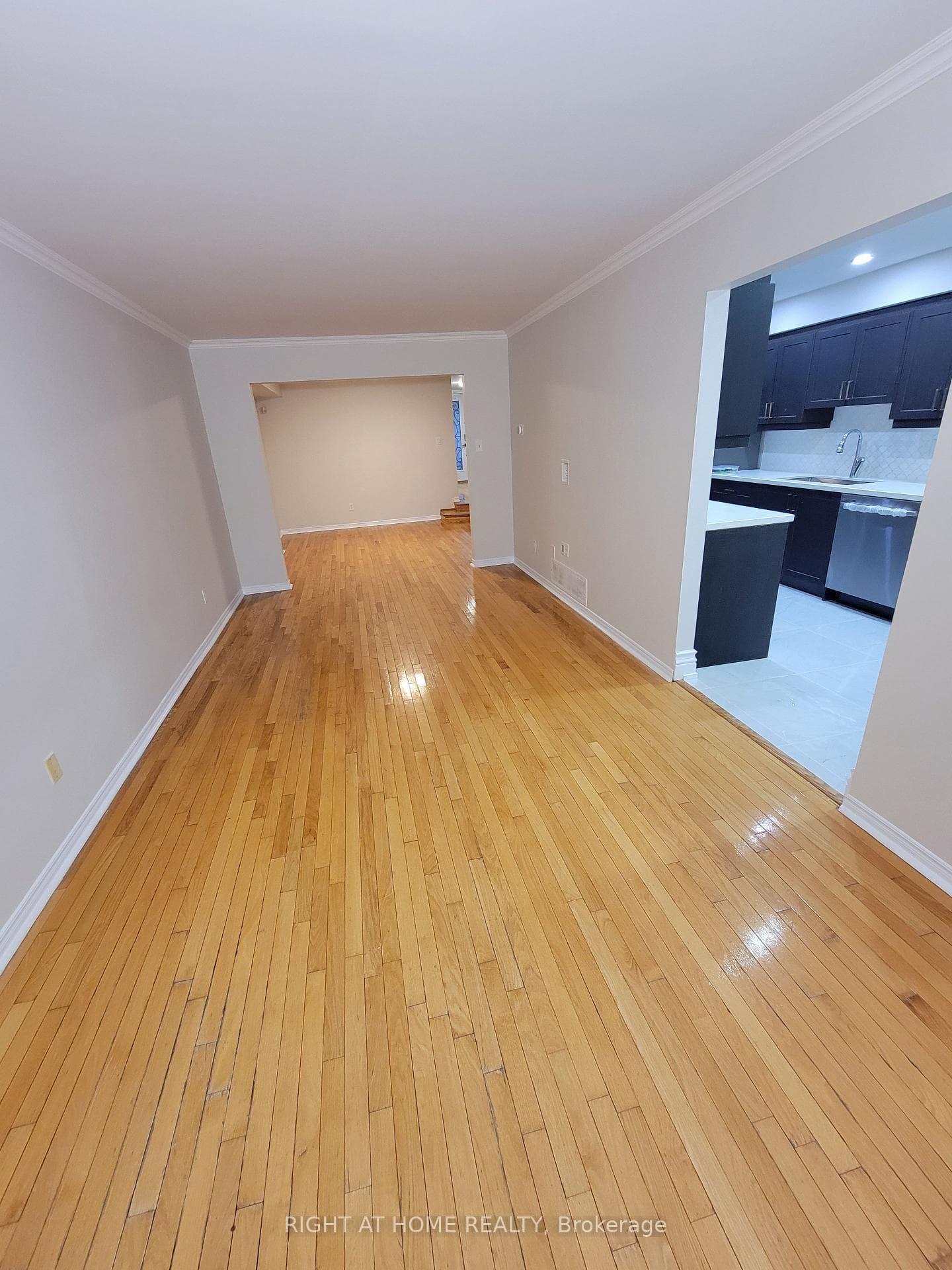 66 Major Oak Terrace photo 31