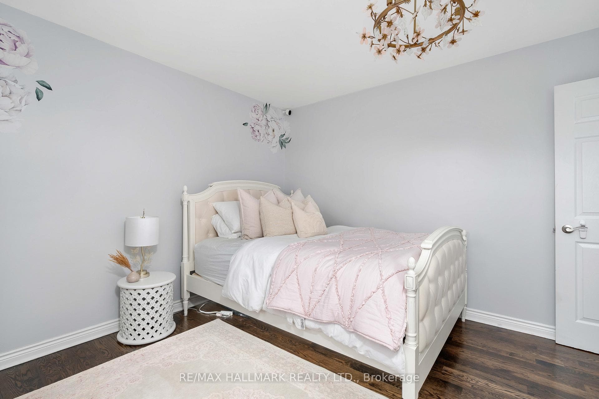 274 Gowan Avenue photo 24