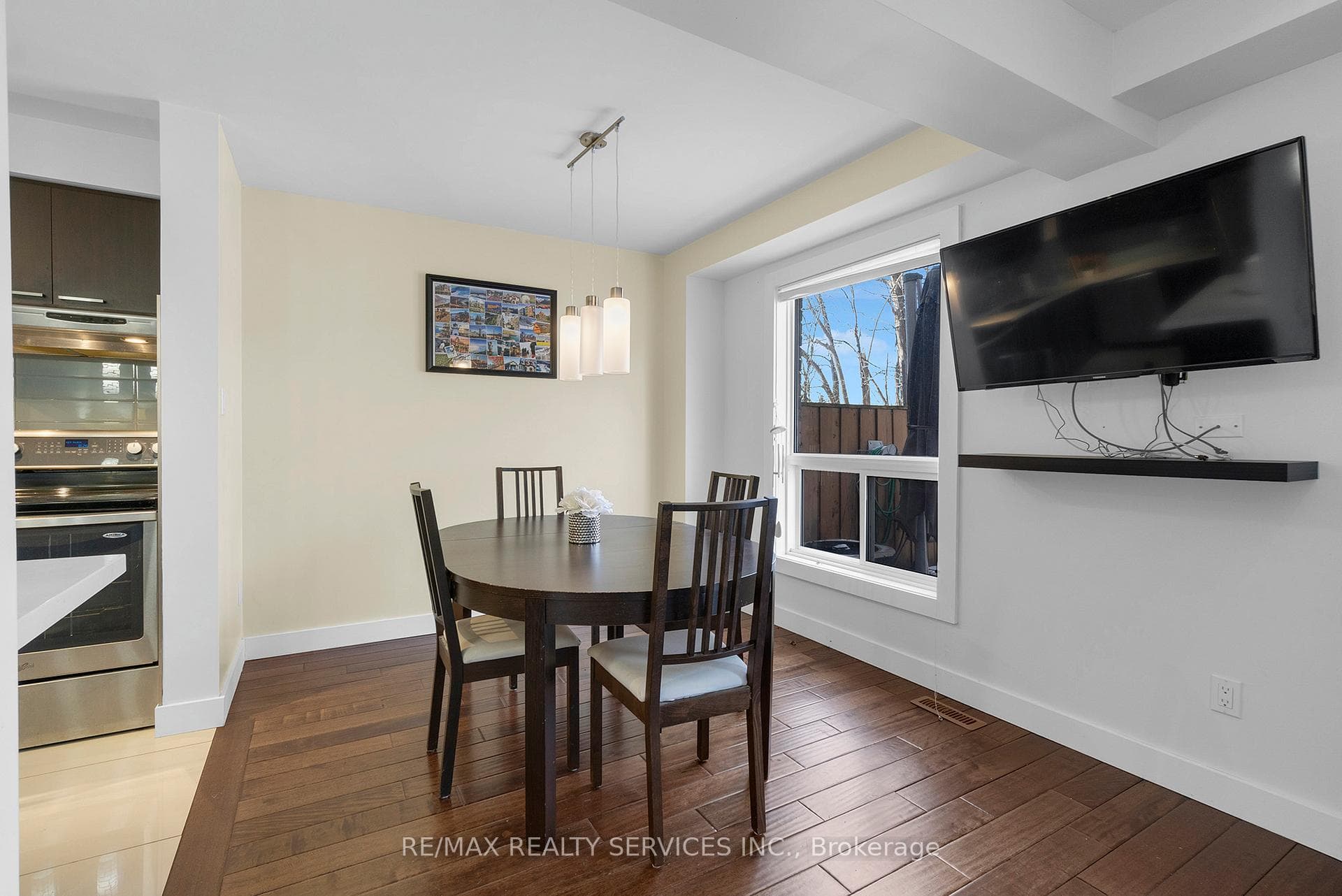 6 Morley Crescent photo 6