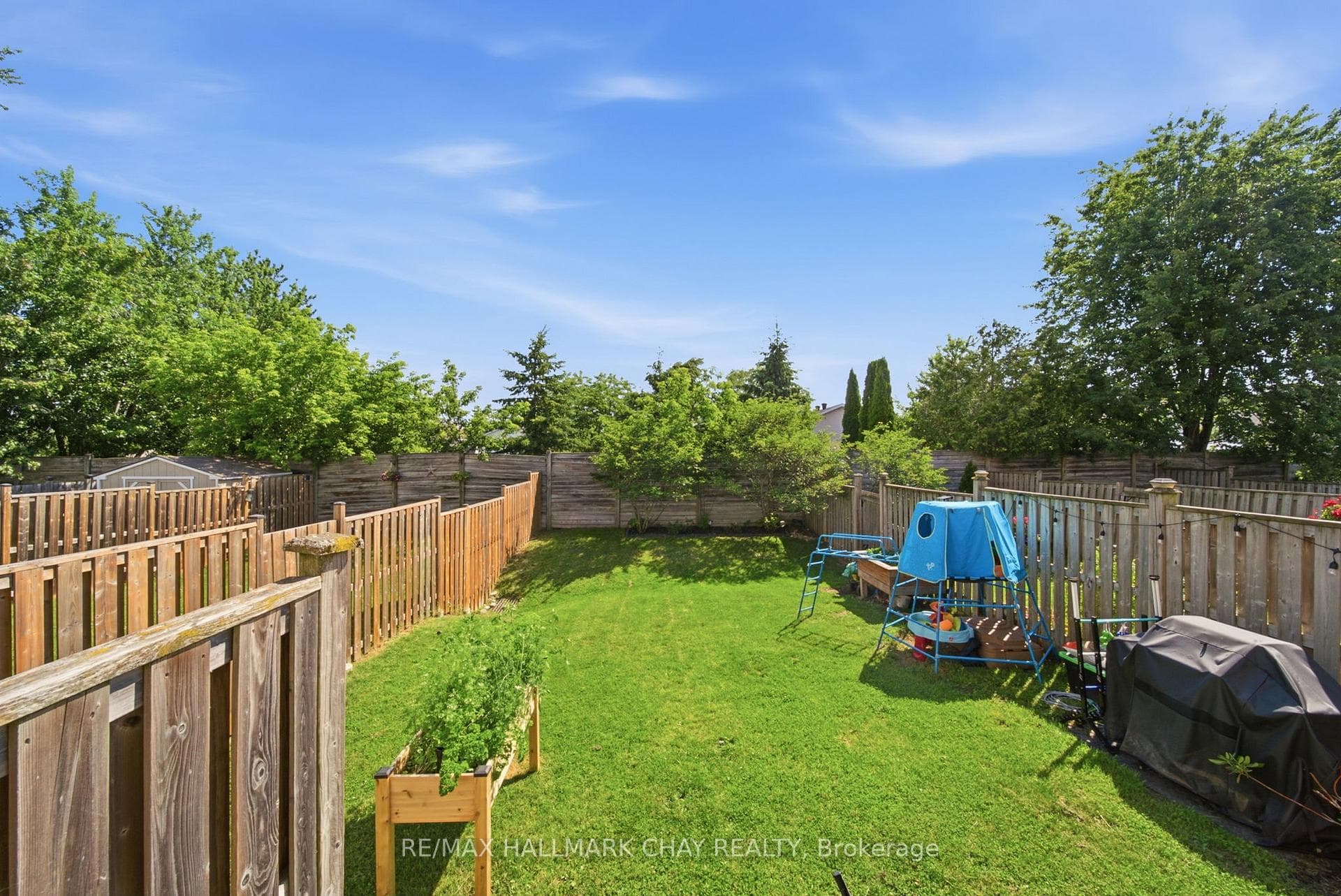 46 Michelle Drive photo 31