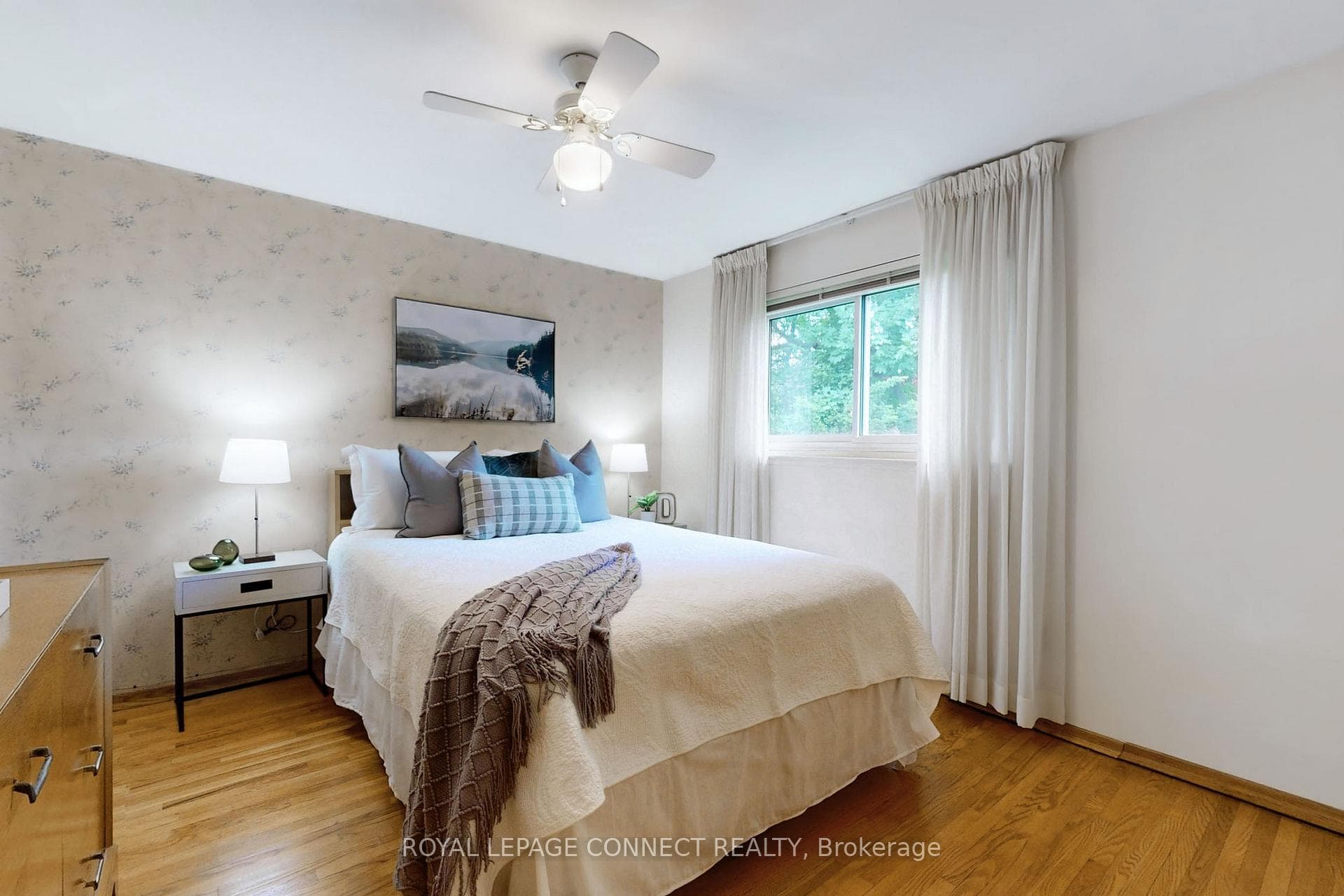 52 Bledlow Manor Drive photo 13
