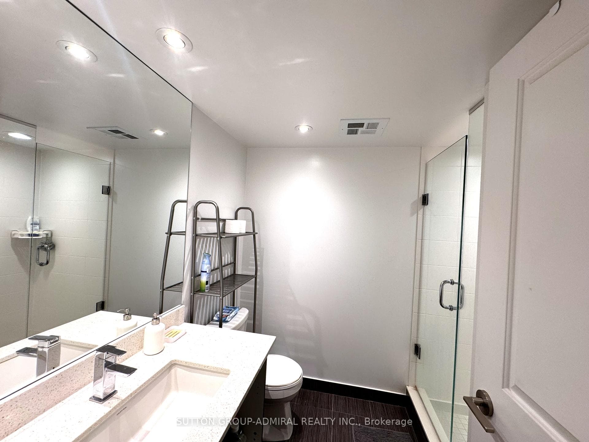 400 Adelaide Street Unit 2022 photo 28