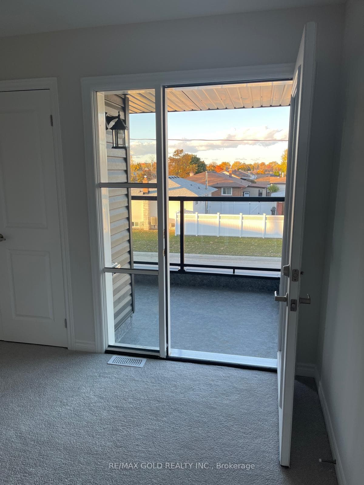 29 Laugher Avenue photo 27