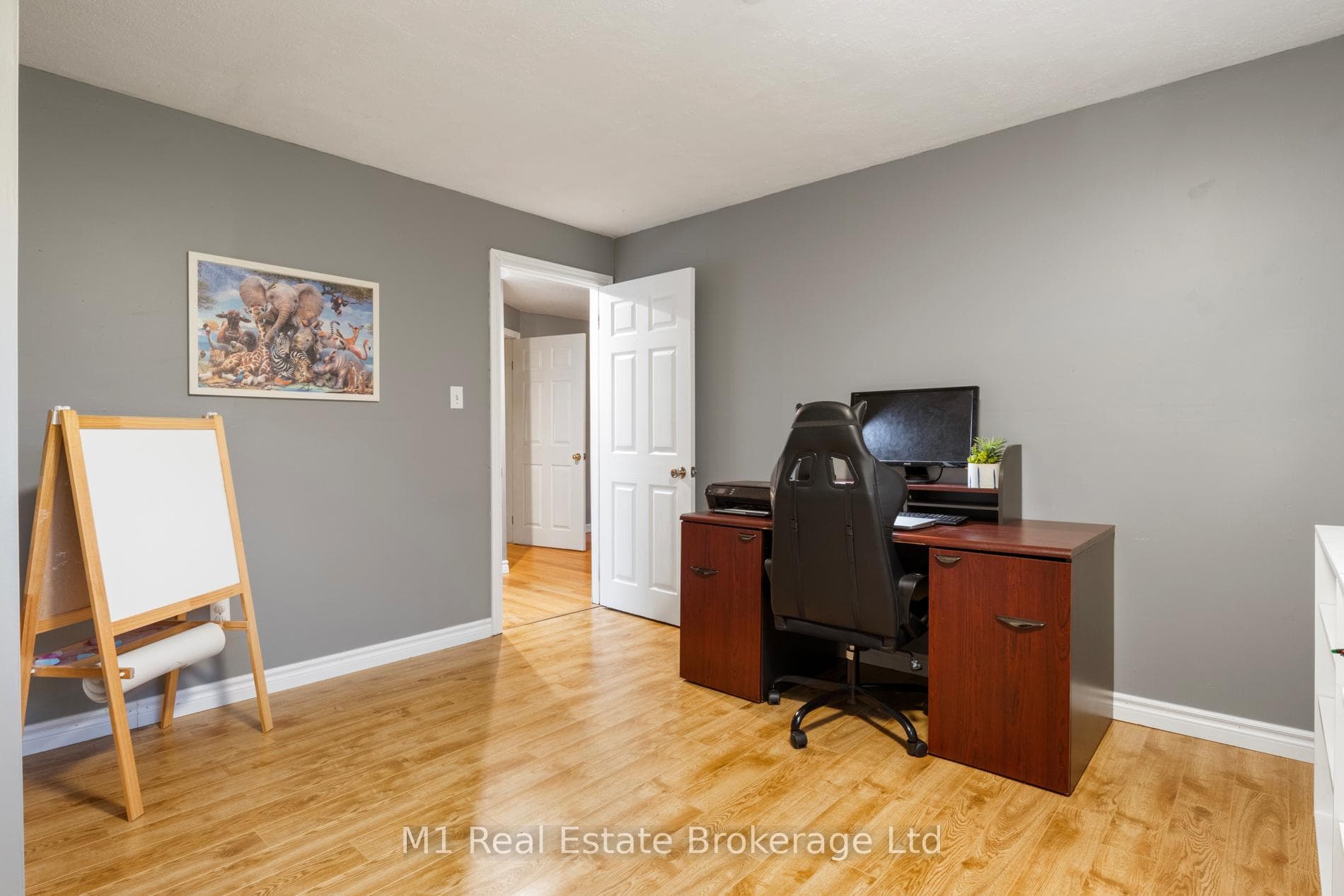 516 Harvey Street photo 27