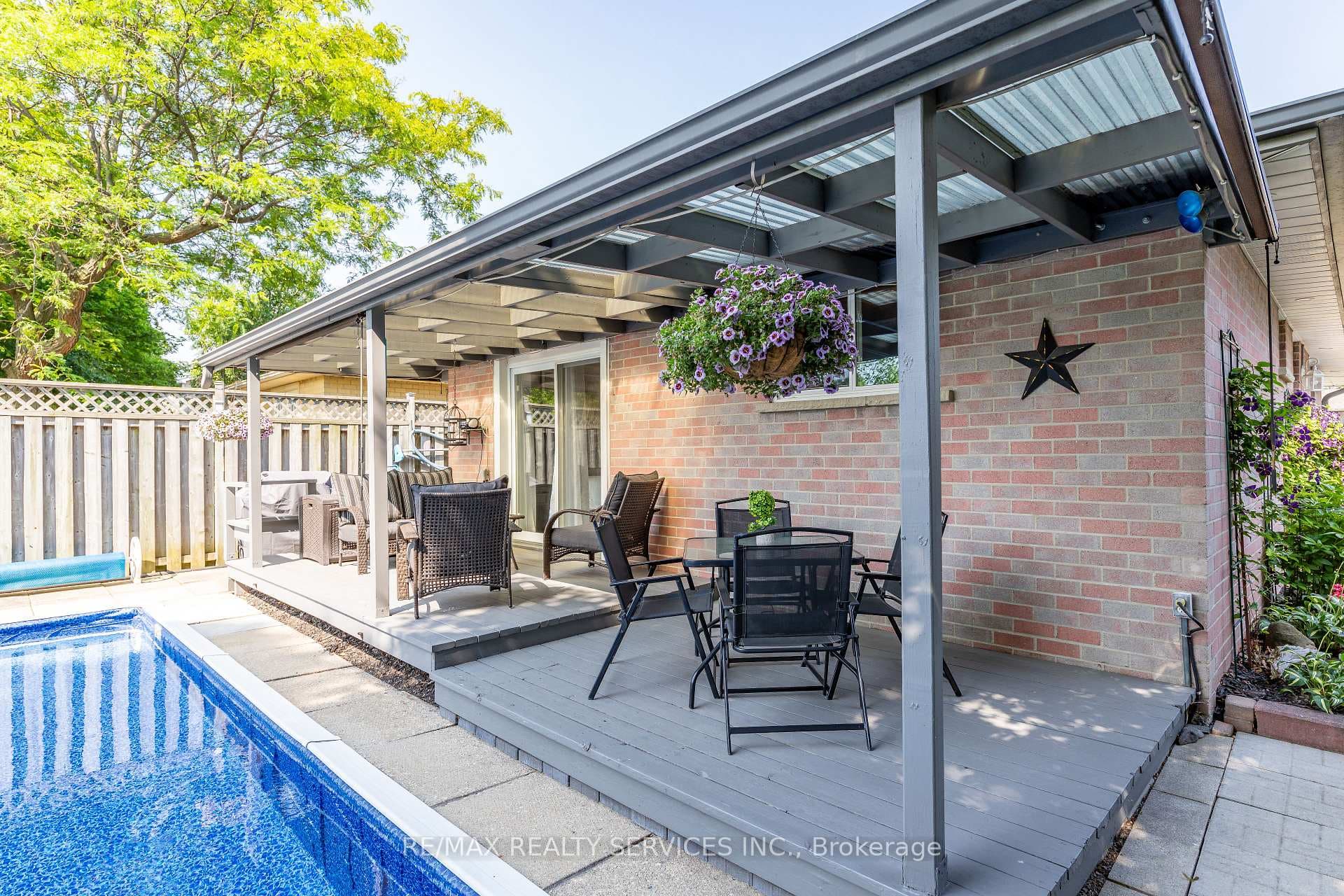 Two Tiered Covered Deck - 25ft x 8 ft