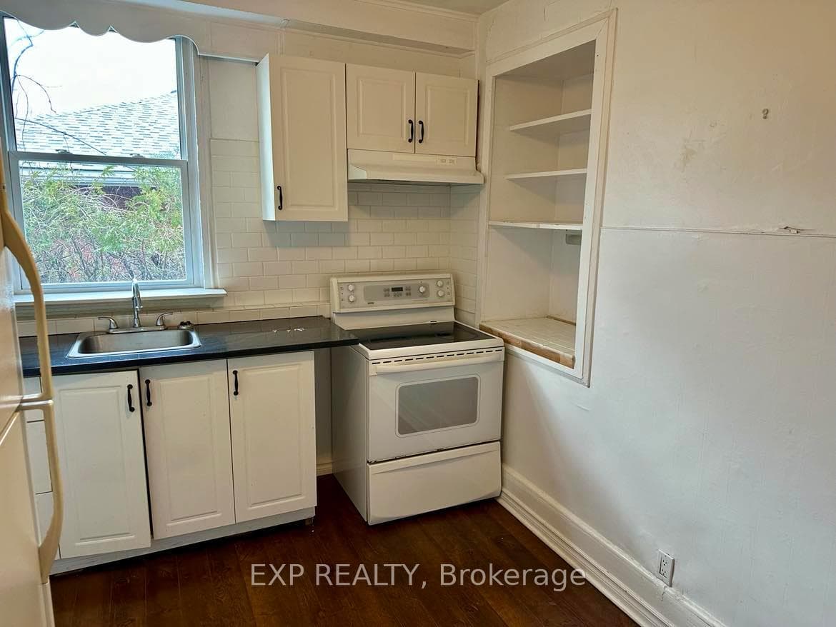 502 Richardson Avenue Unit 1 photo 7