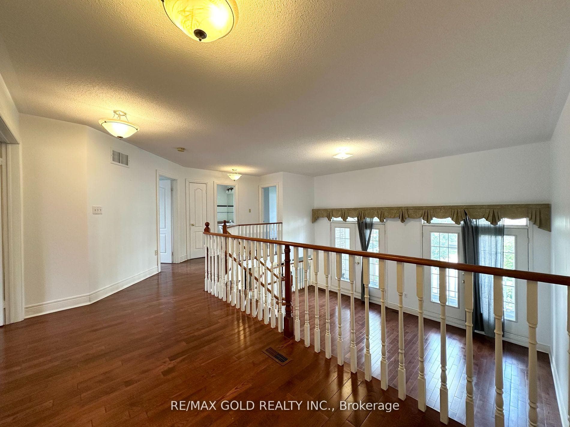336 Edenbrook Hill Drive Unit Upper photo 20