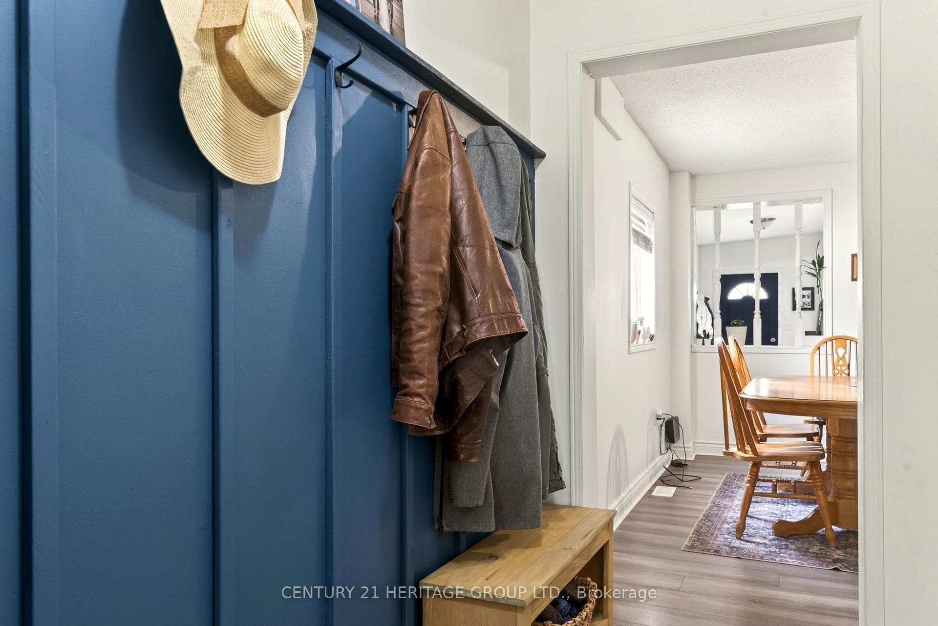 62 Emerald Street photo 5