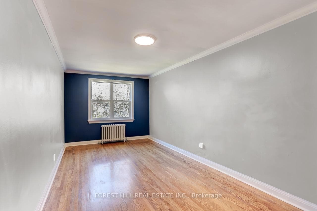 345 Walmer Road Unit 4 photo 12