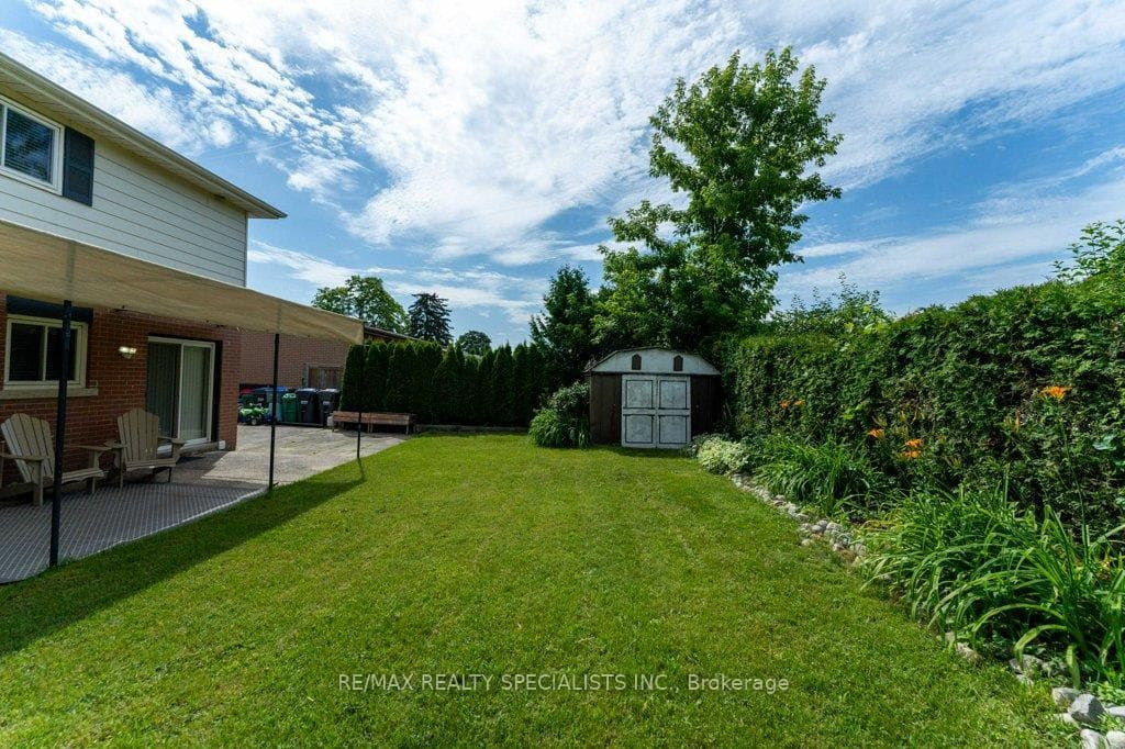 68 Windermere Court photo 27