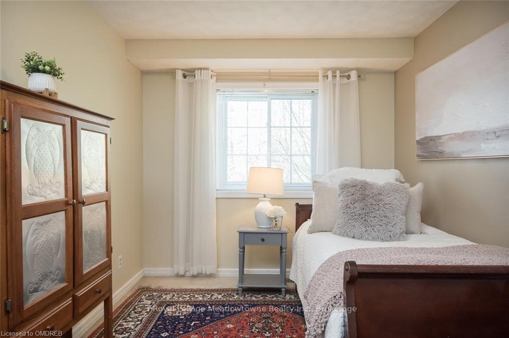 80 COPPERFIELD Drive photo 31