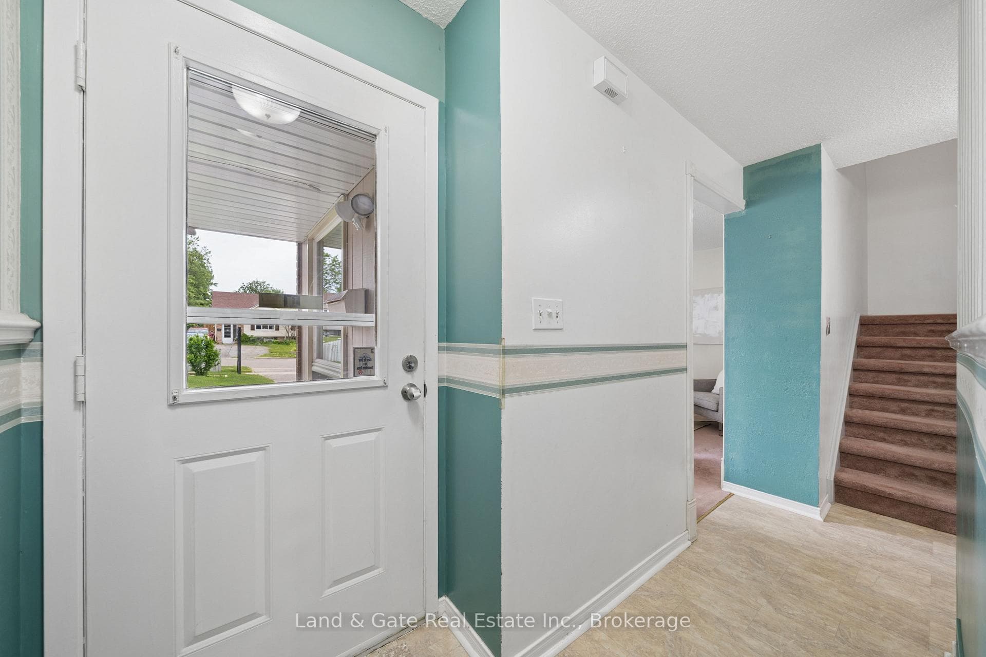 1286 Pinehurst Avenue photo 6