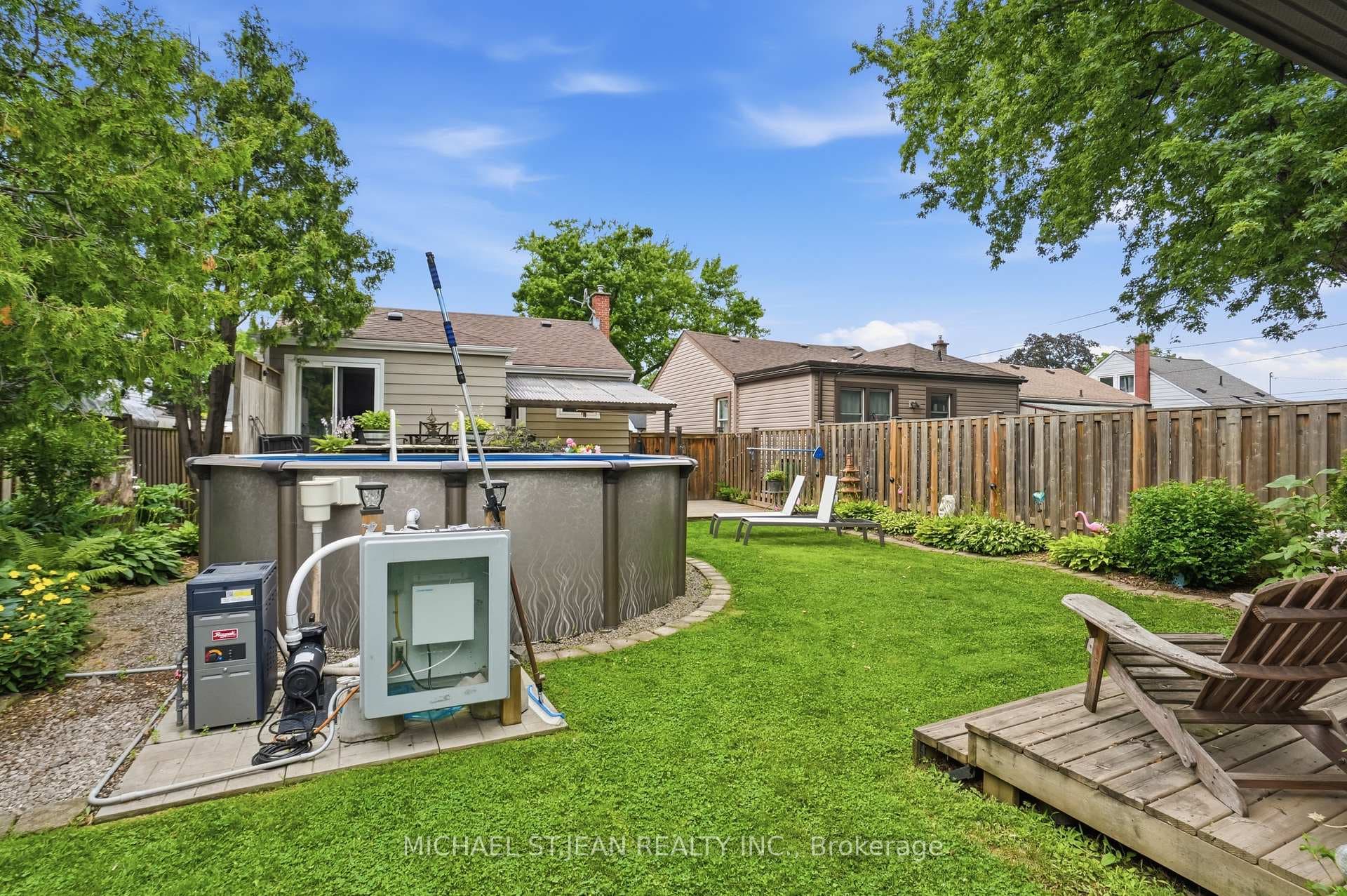 272 Adeline Avenue photo 44