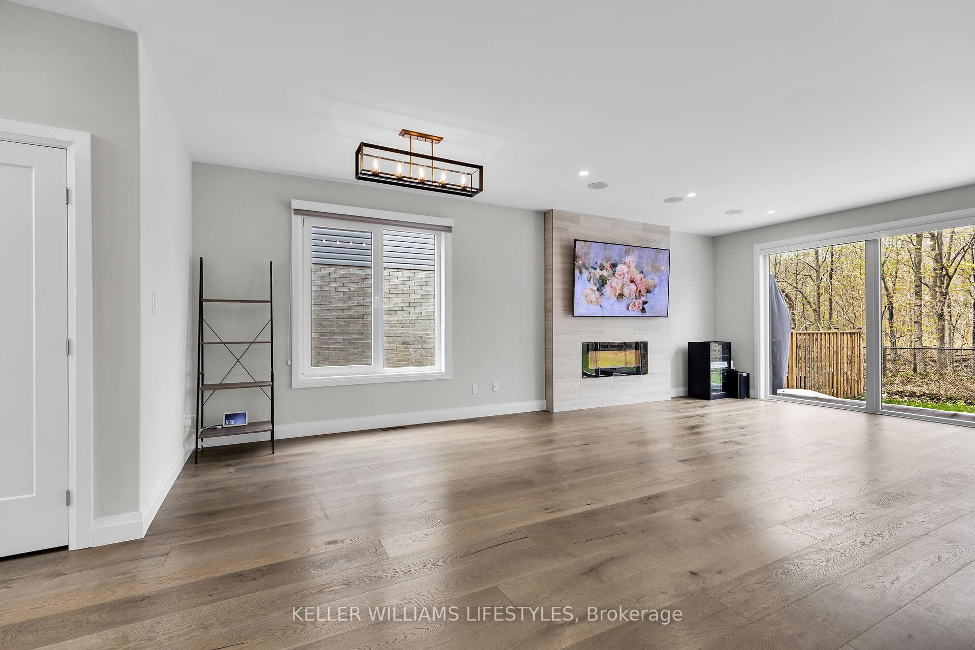 2288 Red Thorne Avenue photo 12