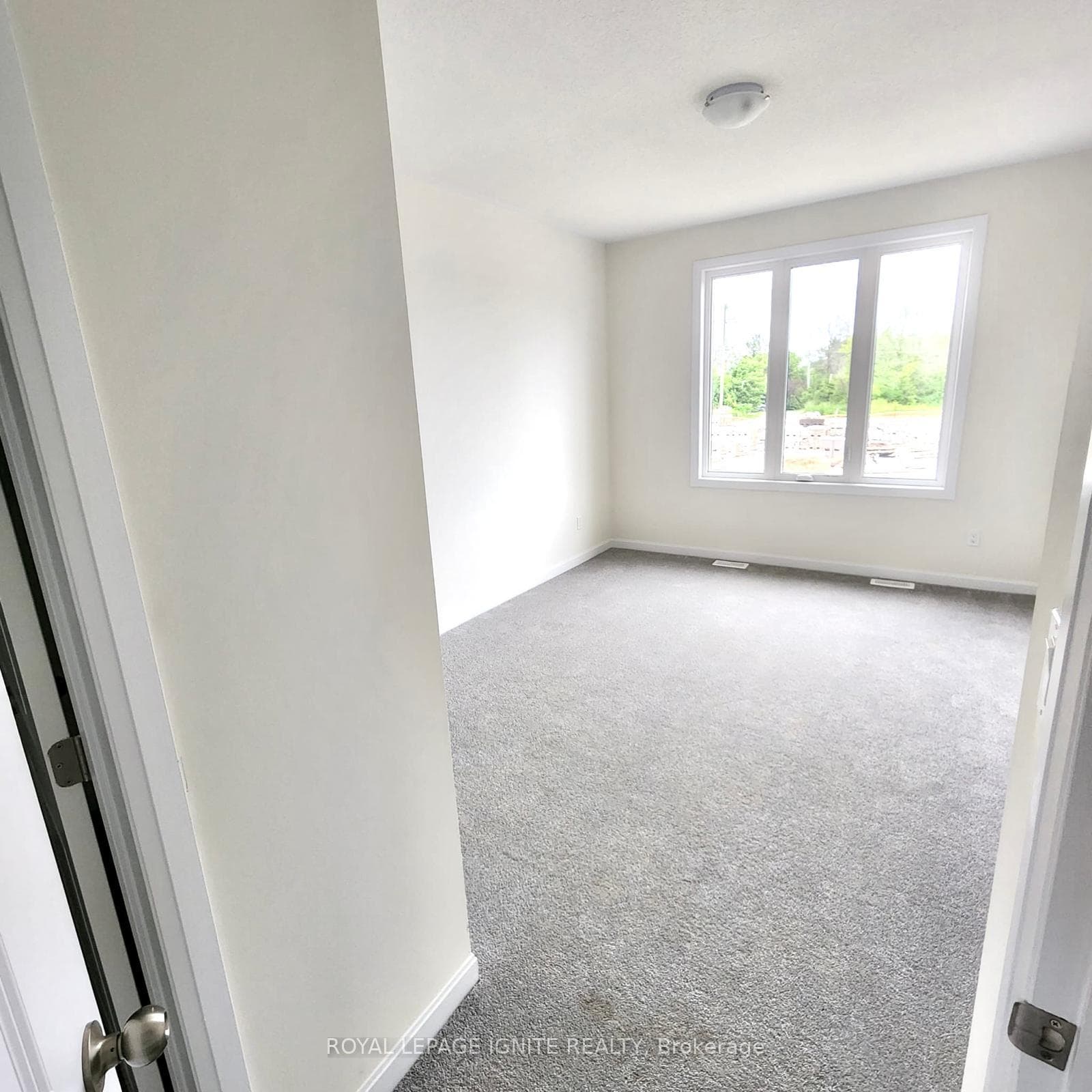 50 Oakmont Drive photo 5