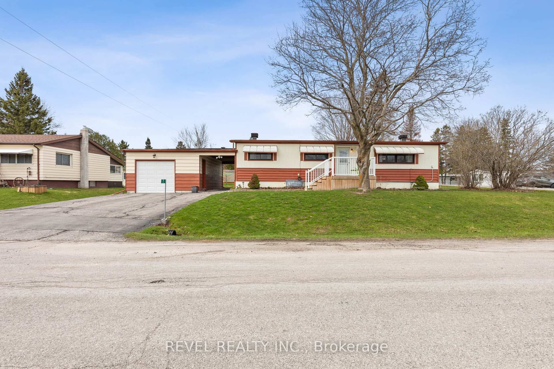 7 Macal Drive photo 47